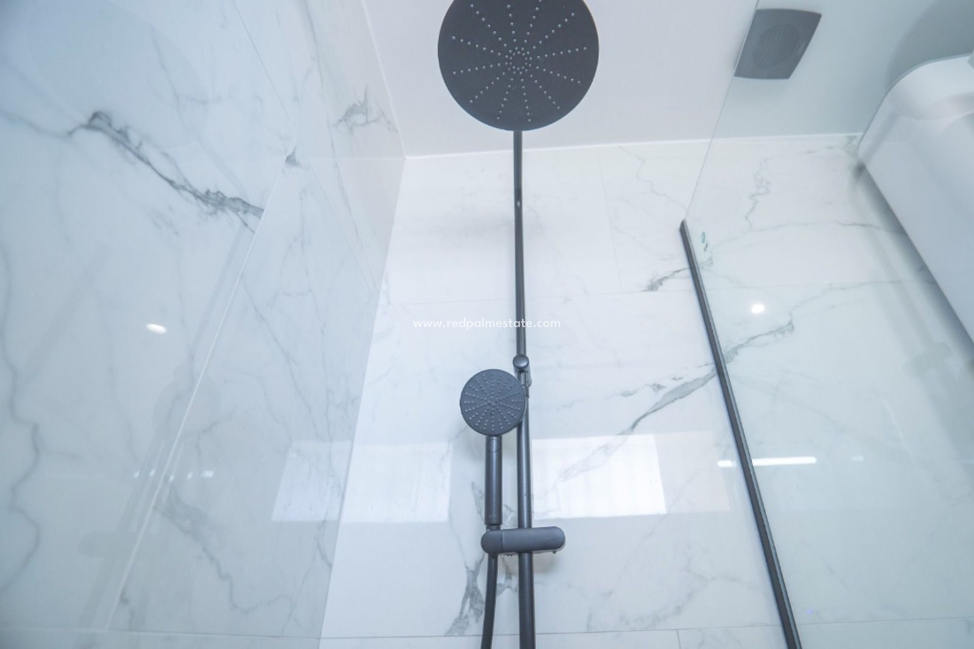 Reventa - Apartamento -
Torrevieja - La Veleta