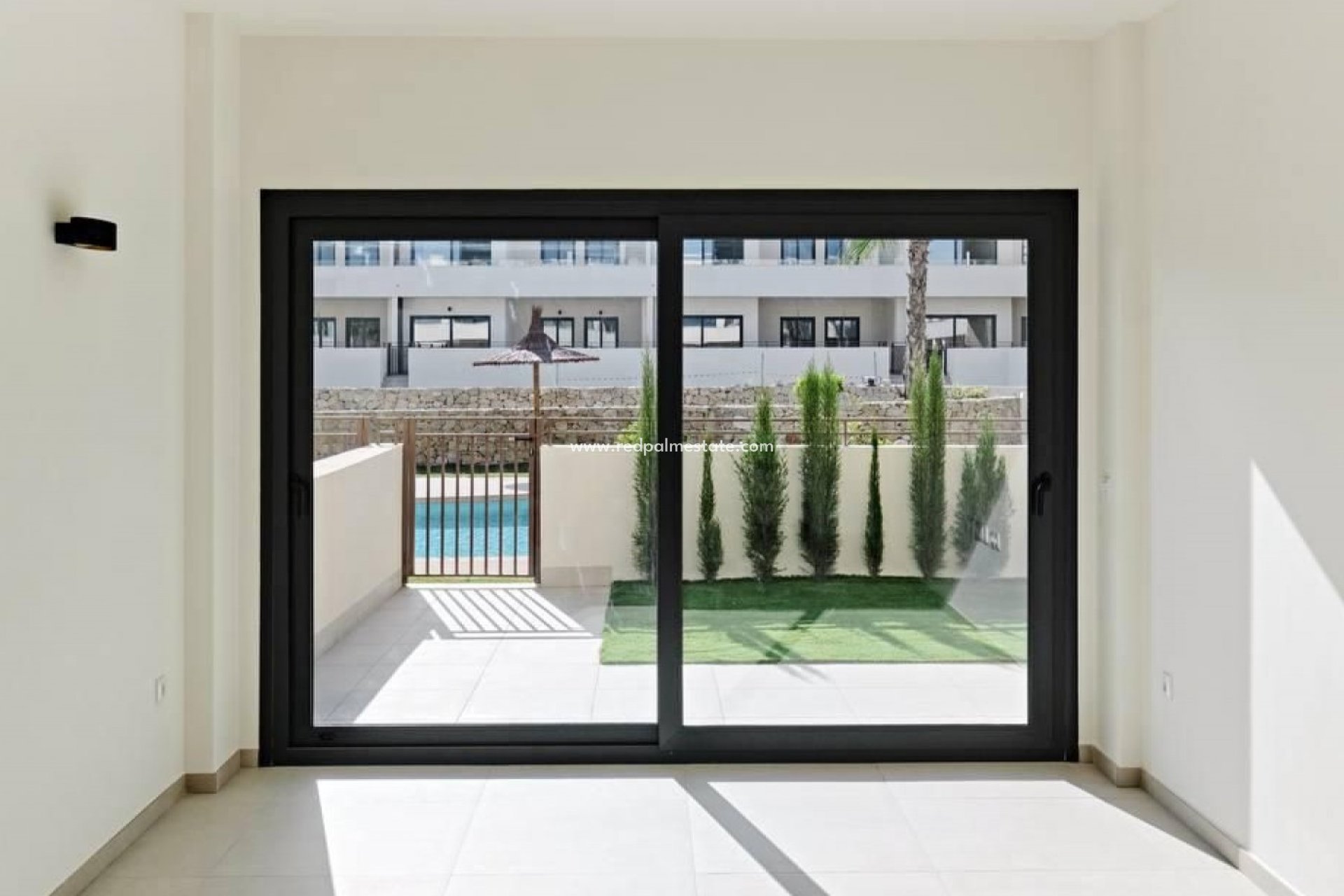 Reventa - Apartamento -
Torrevieja - La Veleta