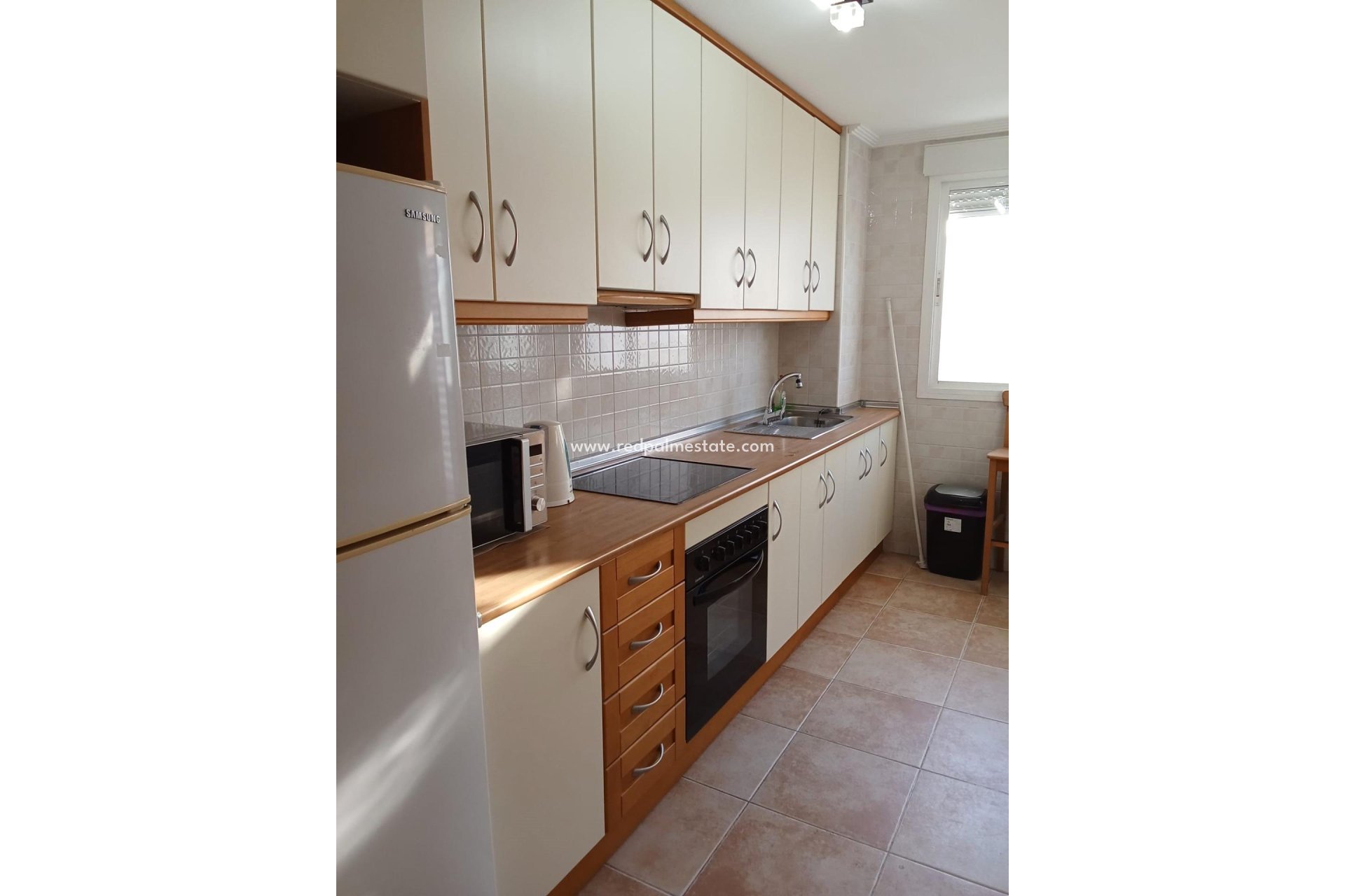 Reventa - Apartamento -
Torrevieja - La Veleta