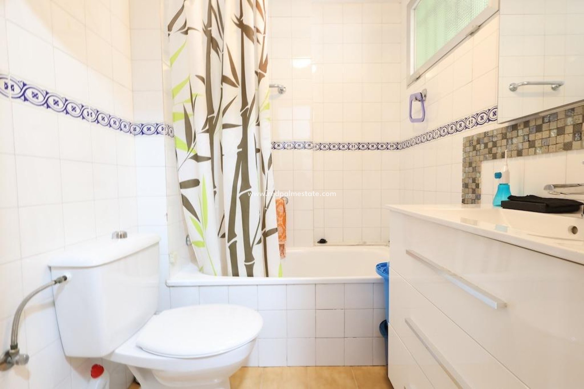 Reventa - Apartamento -
Torrevieja - La Veleta