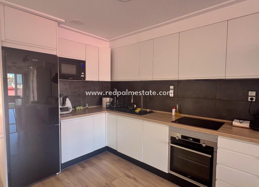 Reventa - Apartamento -
Torrevieja - La Veleta