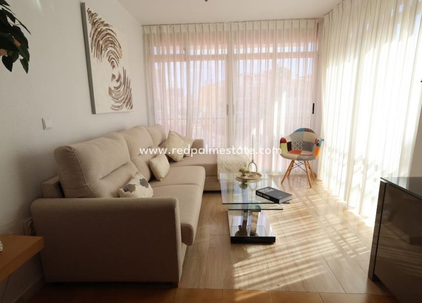 Reventa - Apartamento -
Torrevieja - La Veleta