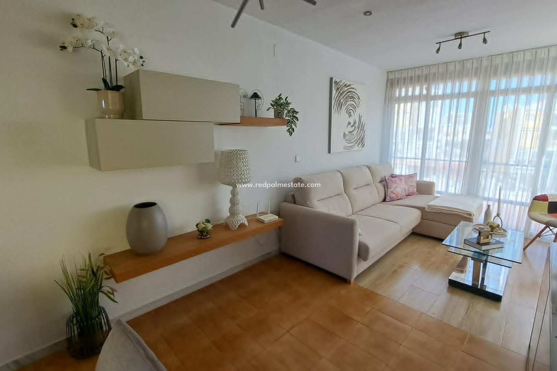 Reventa - Apartamento -
Torrevieja - La Veleta