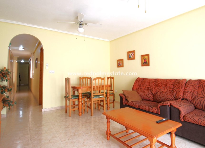 Reventa - Apartamento -
Torrevieja - Las Piscinas Naturales