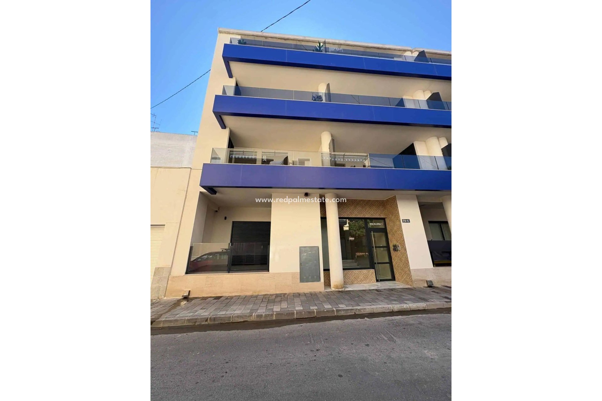 Reventa - Apartamento -
Torrevieja - Las Piscinas Naturales
