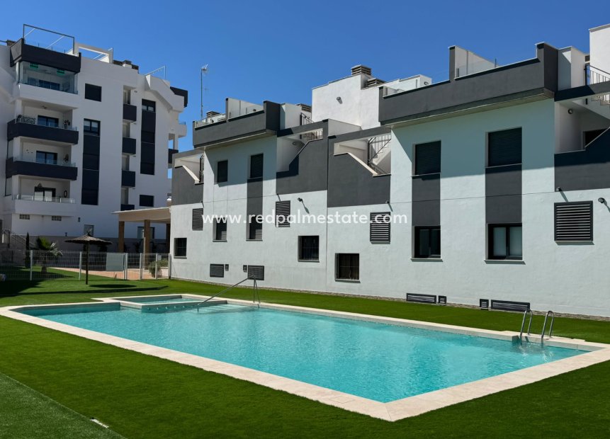 Reventa - Apartamento -
Torrevieja - Los altos