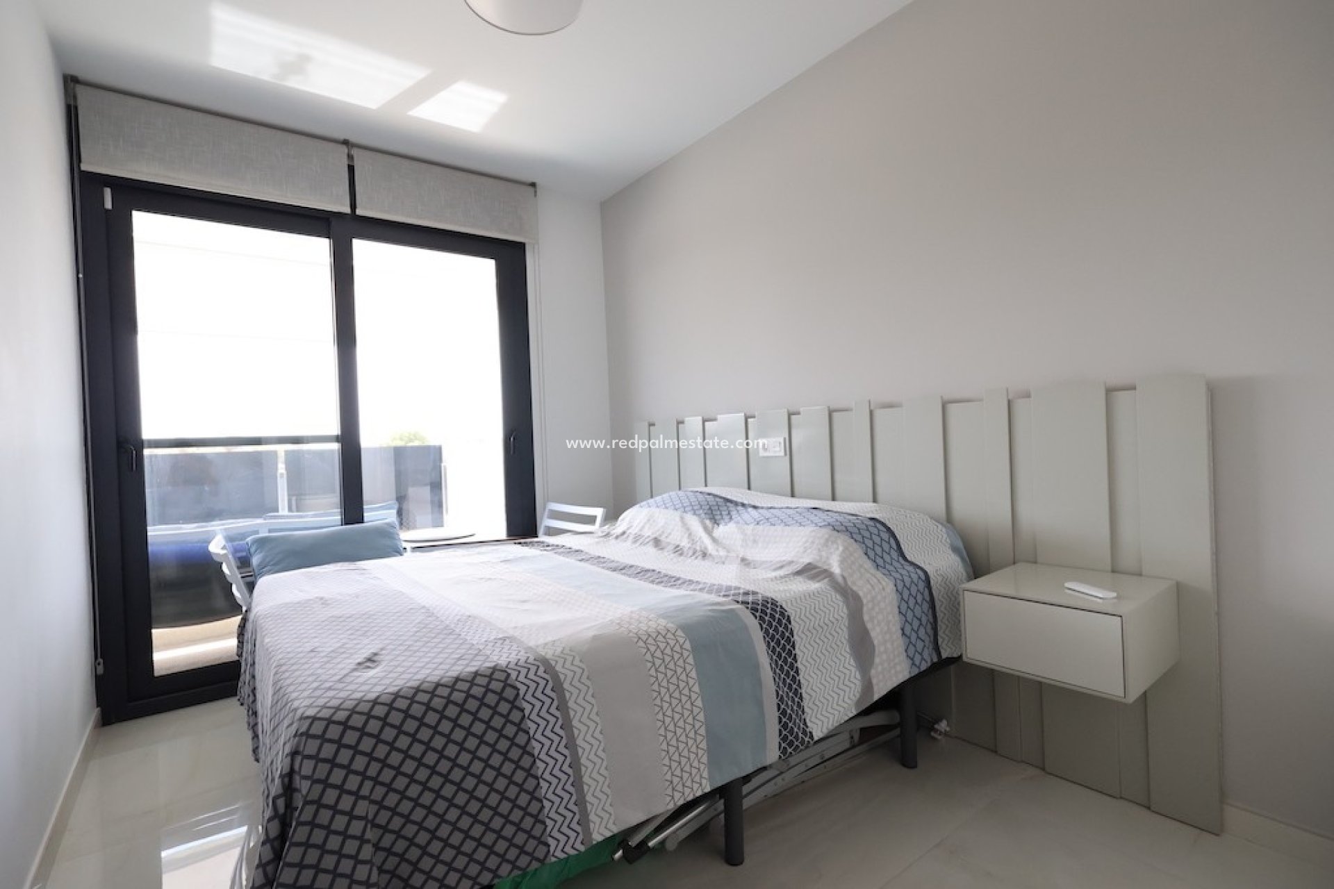 Reventa - Apartamento -
Torrevieja - Los altos