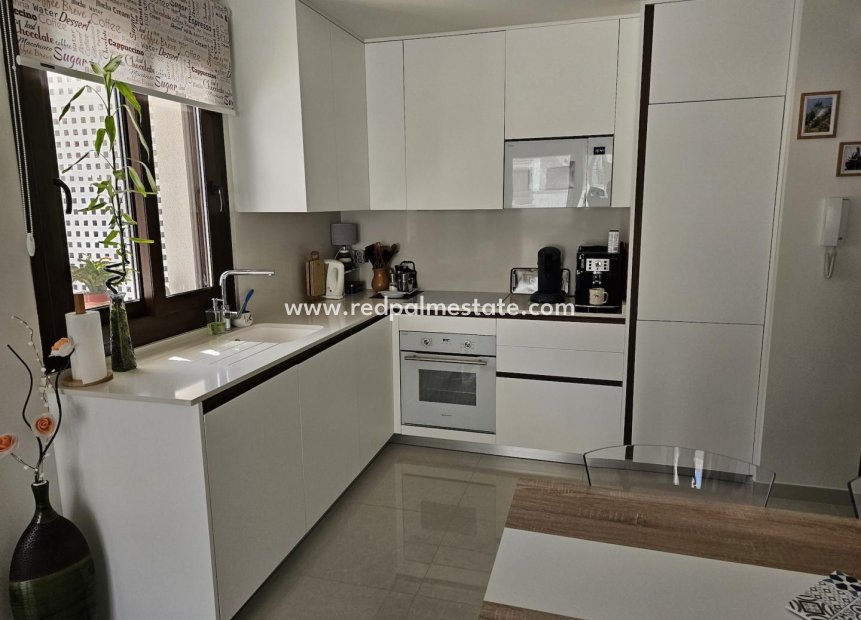 Reventa - Apartamento -
Torrevieja - Los balcones