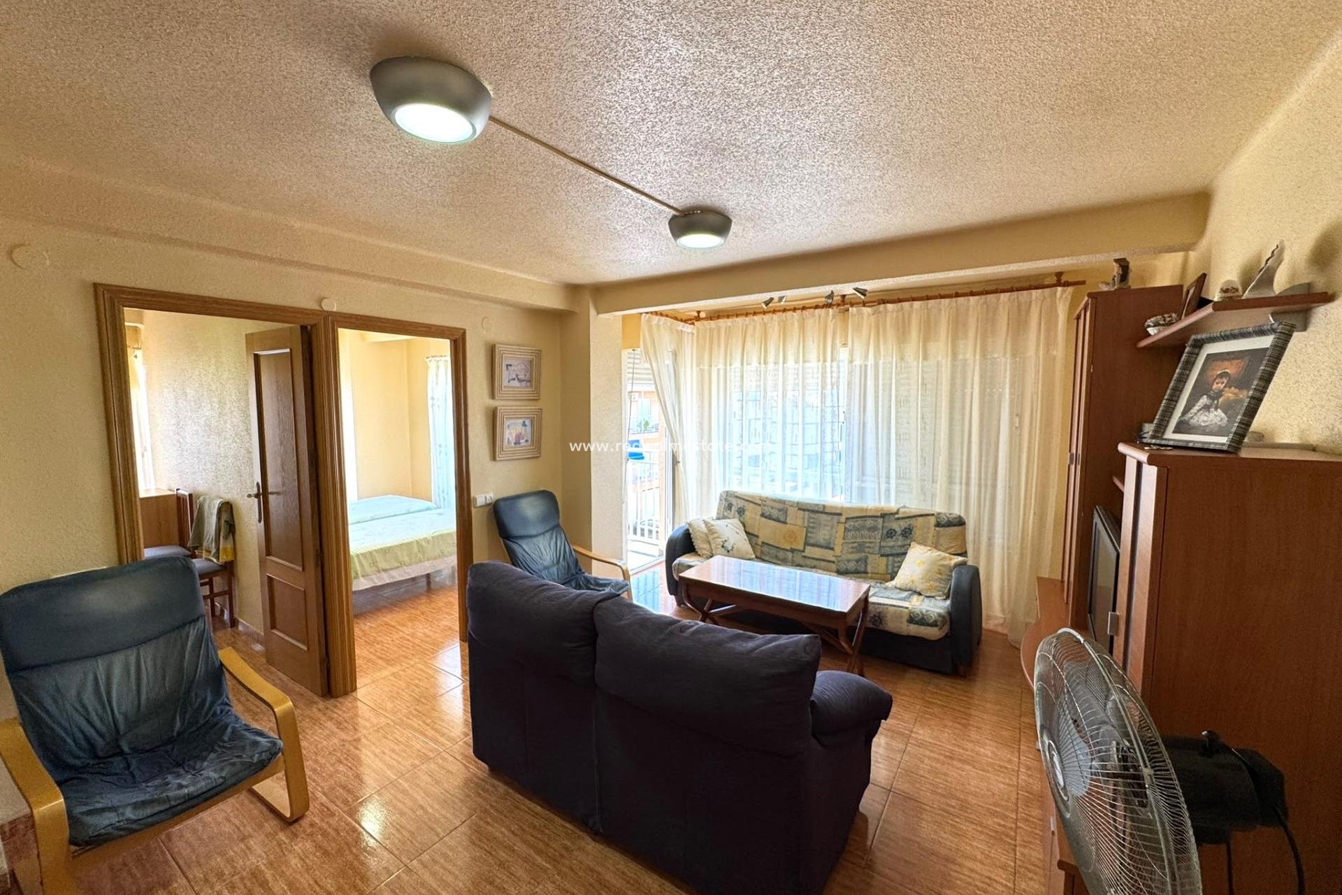 Reventa - Apartamento -
Torrevieja - Miramar - Torre Del Moro
