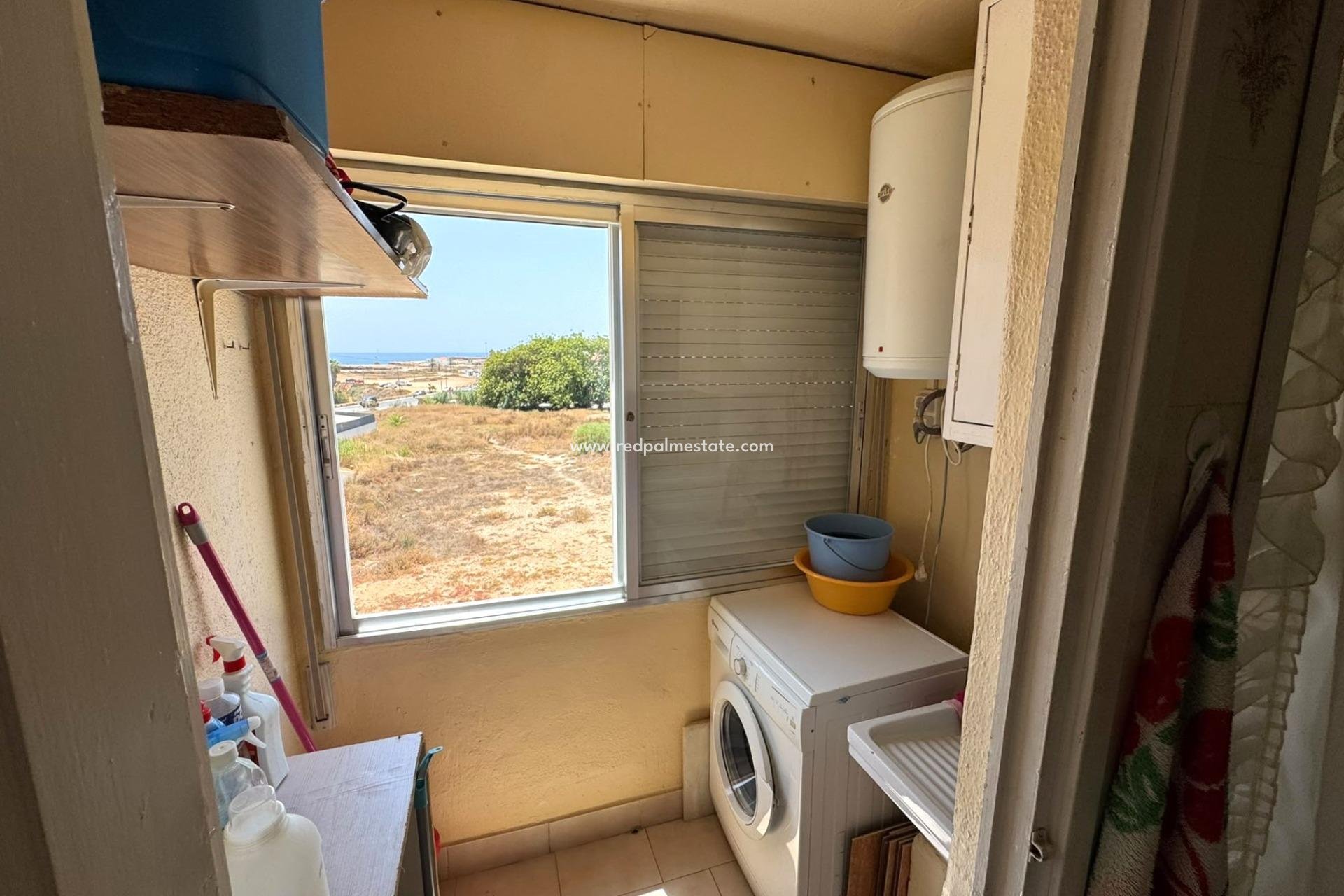 Reventa - Apartamento -
Torrevieja - Miramar - Torre Del Moro