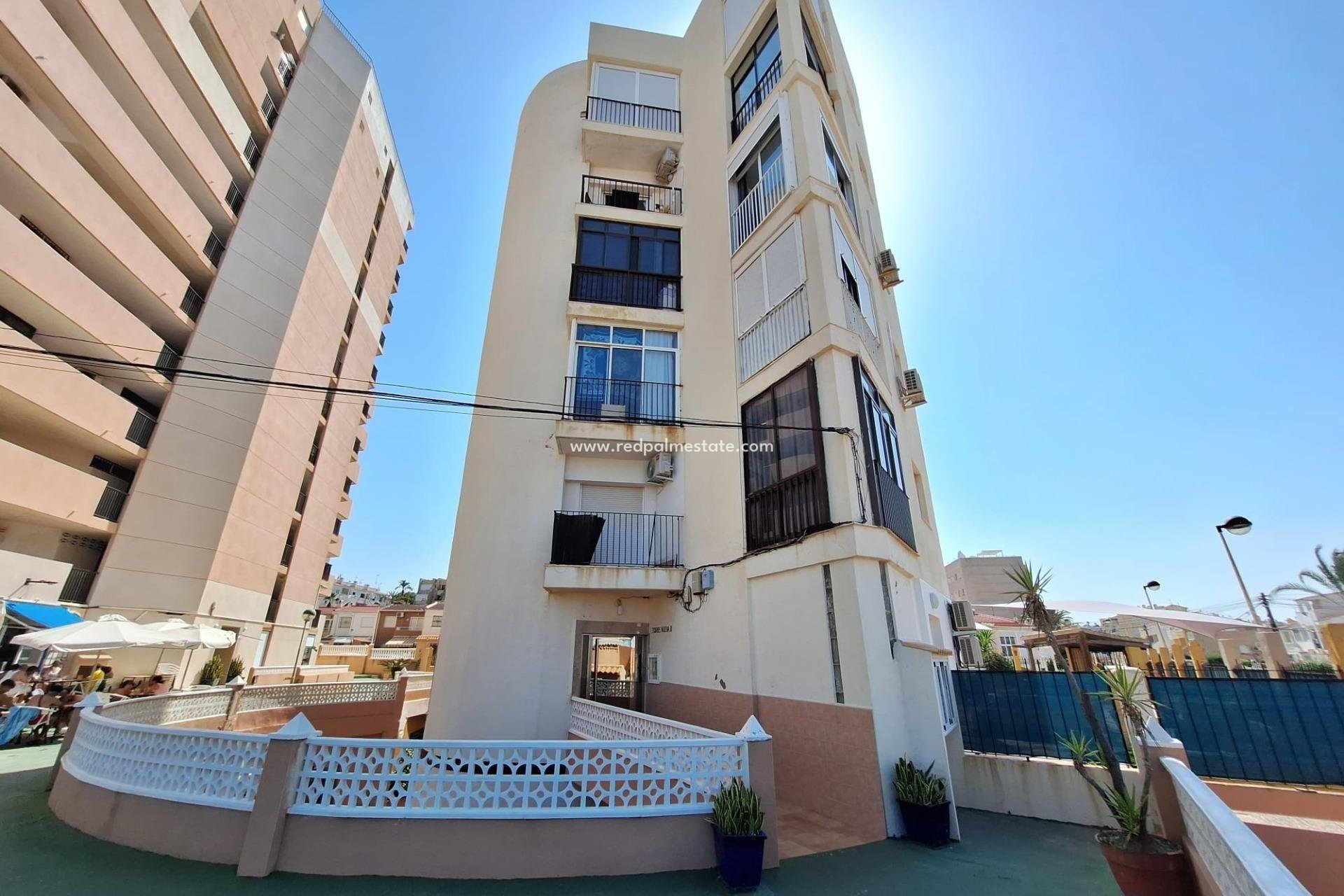 Reventa - Apartamento -
Torrevieja - Nueva Torrevieja - Aguas Nuevas