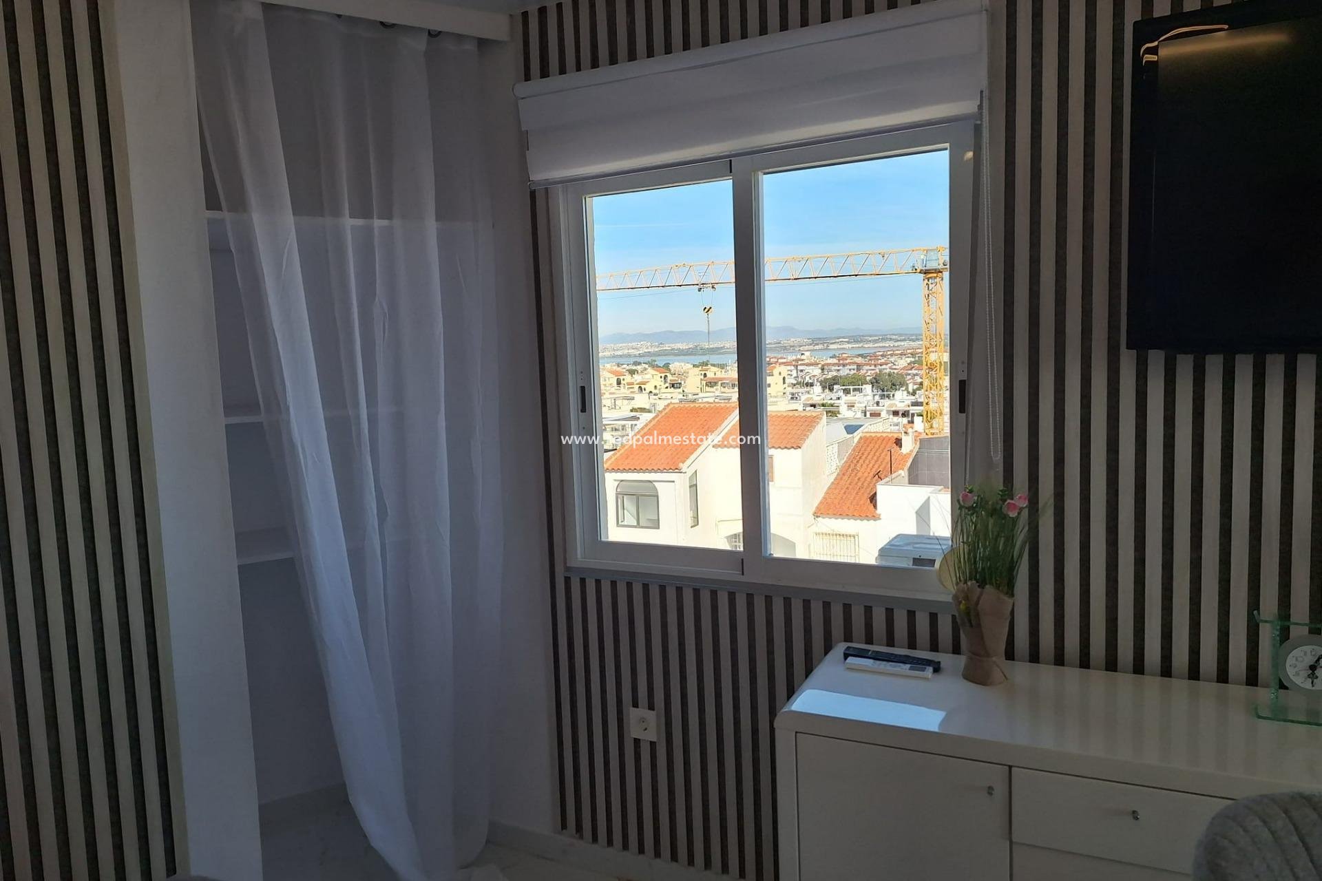 Reventa - Apartamento -
Torrevieja - Nueva Torrevieja - Aguas Nuevas