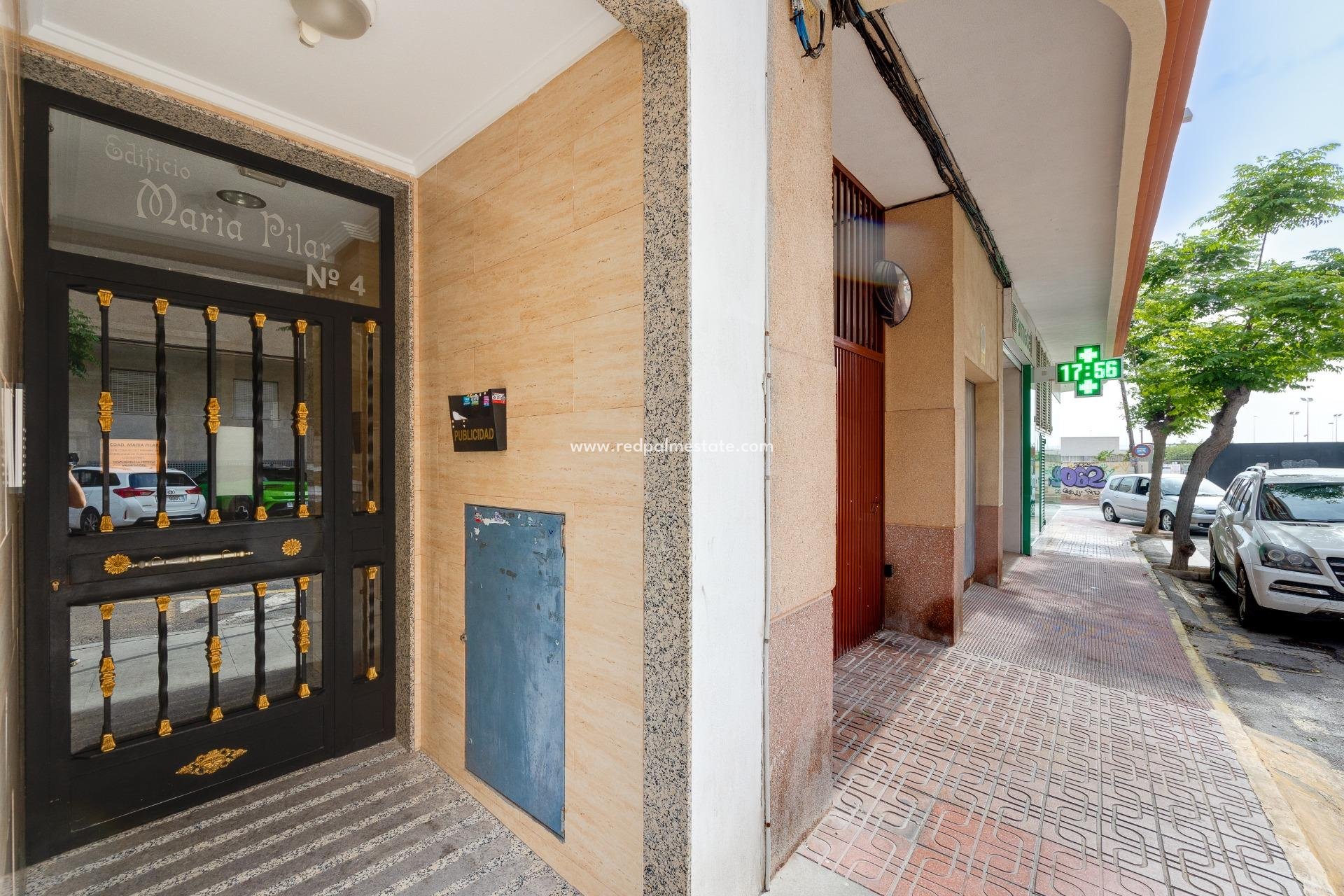 Reventa - Apartamento -
Torrevieja - PARQUE DE LAS NACIONES