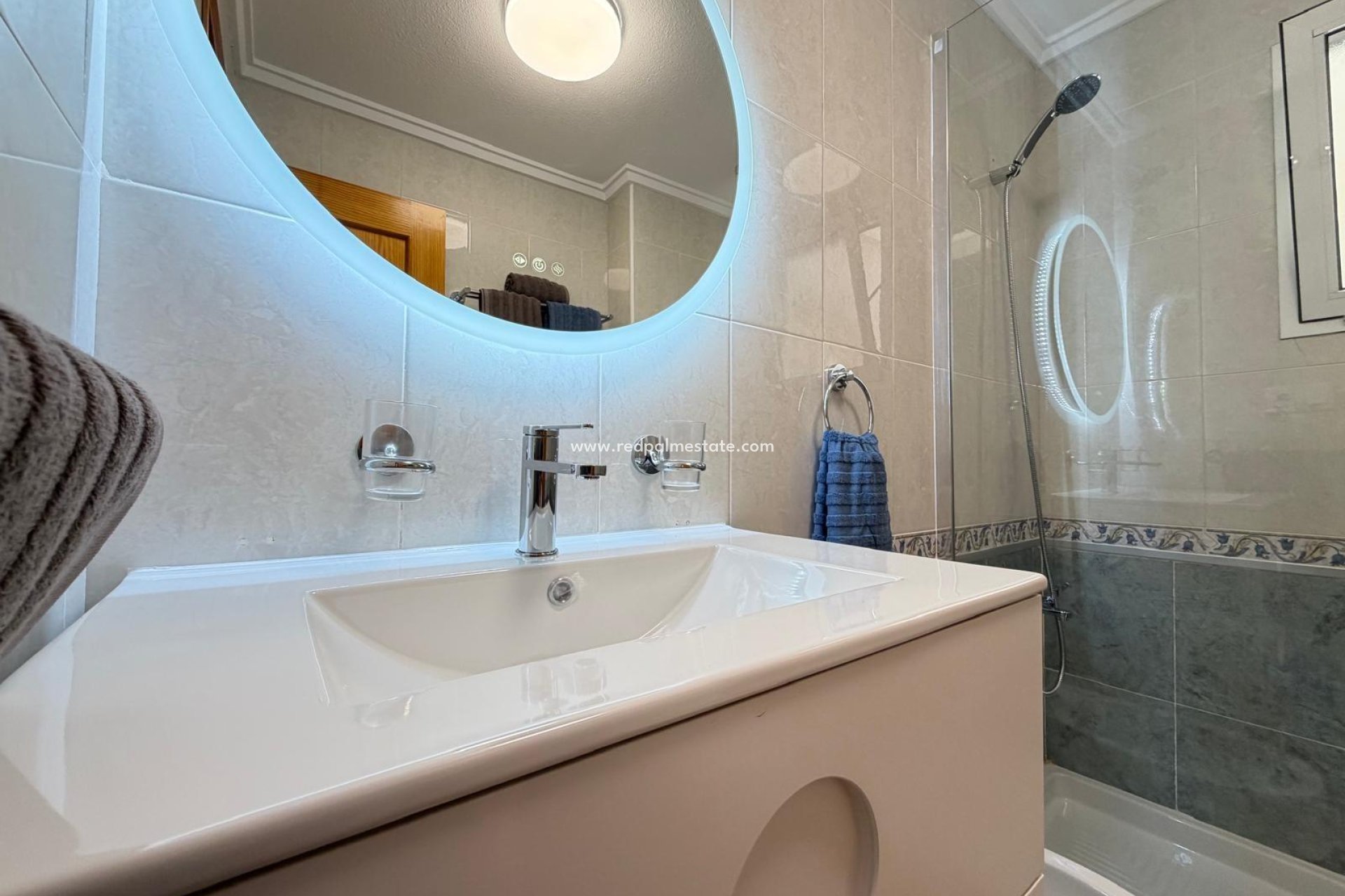 Reventa - Apartamento -
Torrevieja - PARQUE DE LAS NACIONES