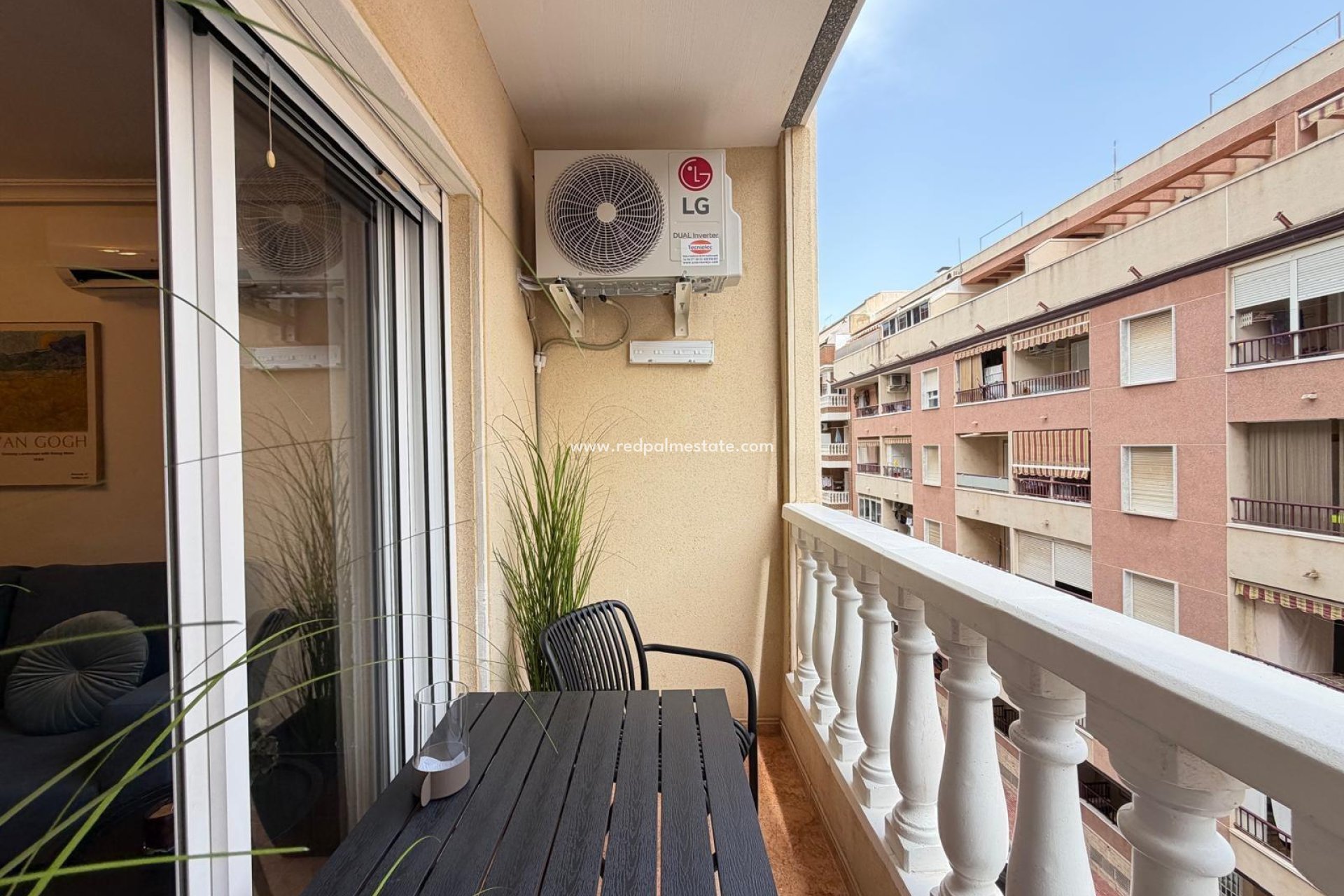 Reventa - Apartamento -
Torrevieja - PARQUE DE LAS NACIONES