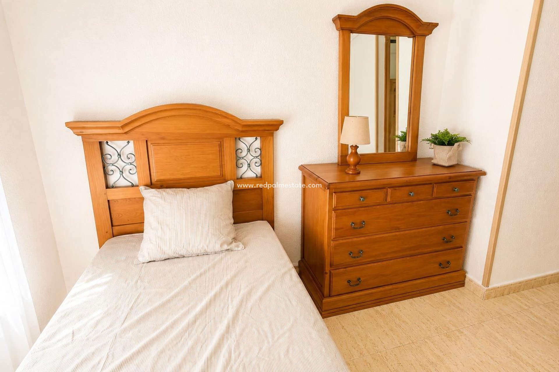 Reventa - Apartamento -
Torrevieja - PARQUE DE LAS NACIONES
