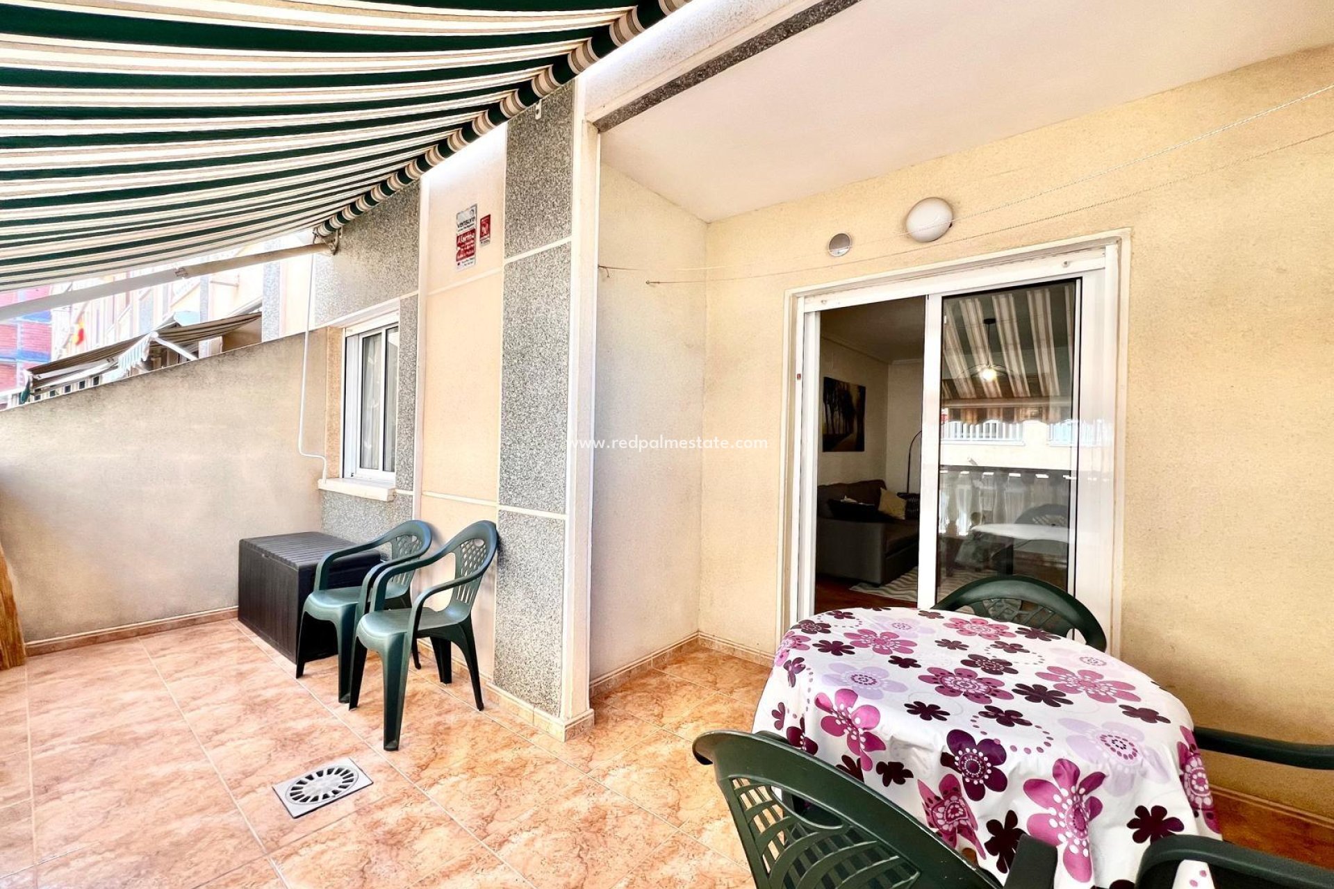 Reventa - Apartamento -
Torrevieja - PARQUE DE LAS NACIONES