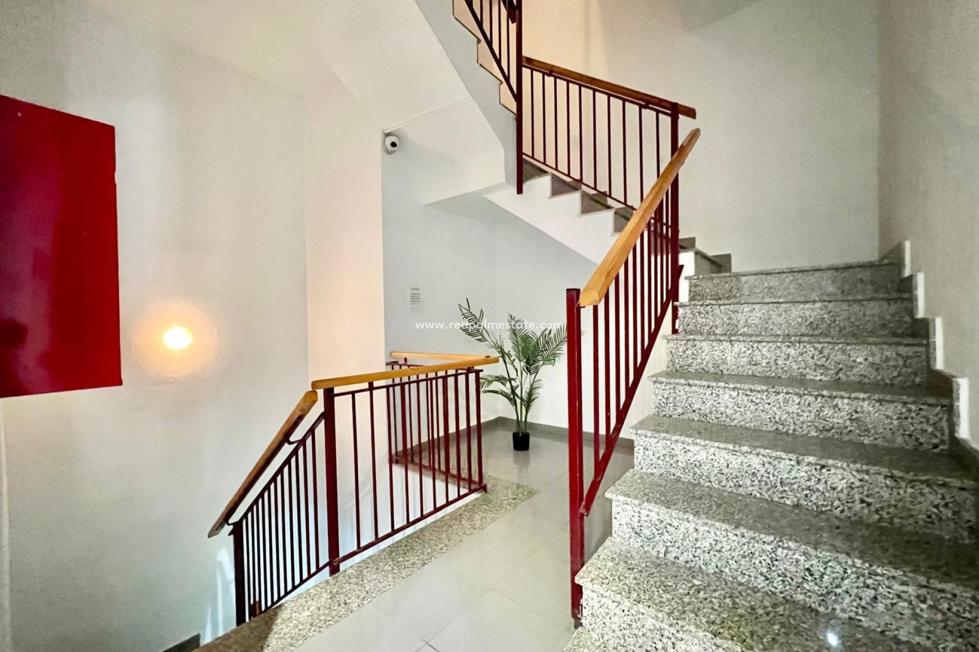 Reventa - Apartamento -
Torrevieja - PARQUE DE LAS NACIONES