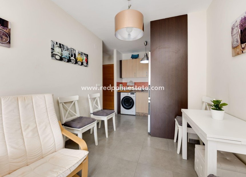 Reventa - Apartamento -
Torrevieja - PARQUE DE LAS NACIONES