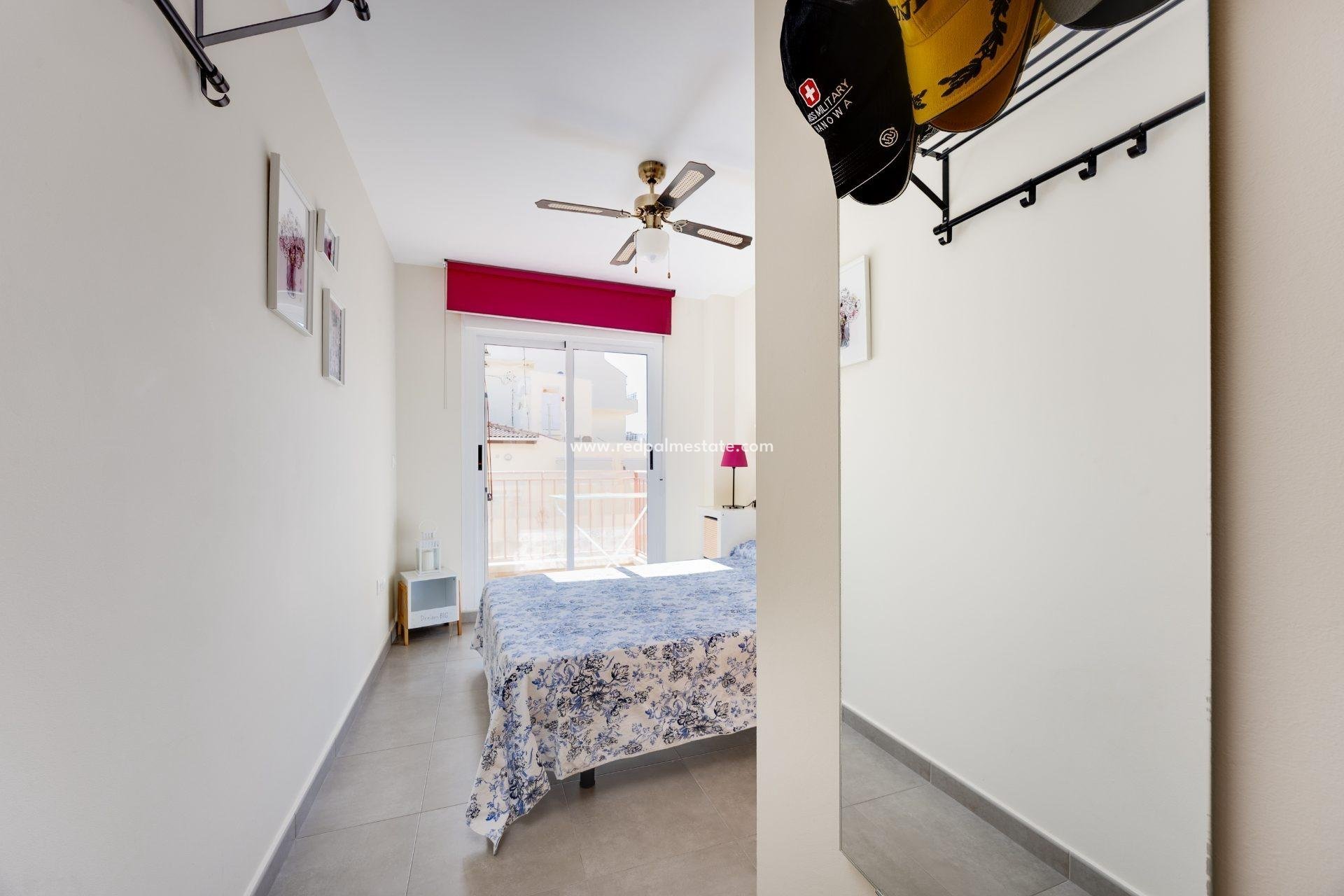 Reventa - Apartamento -
Torrevieja - PARQUE DE LAS NACIONES