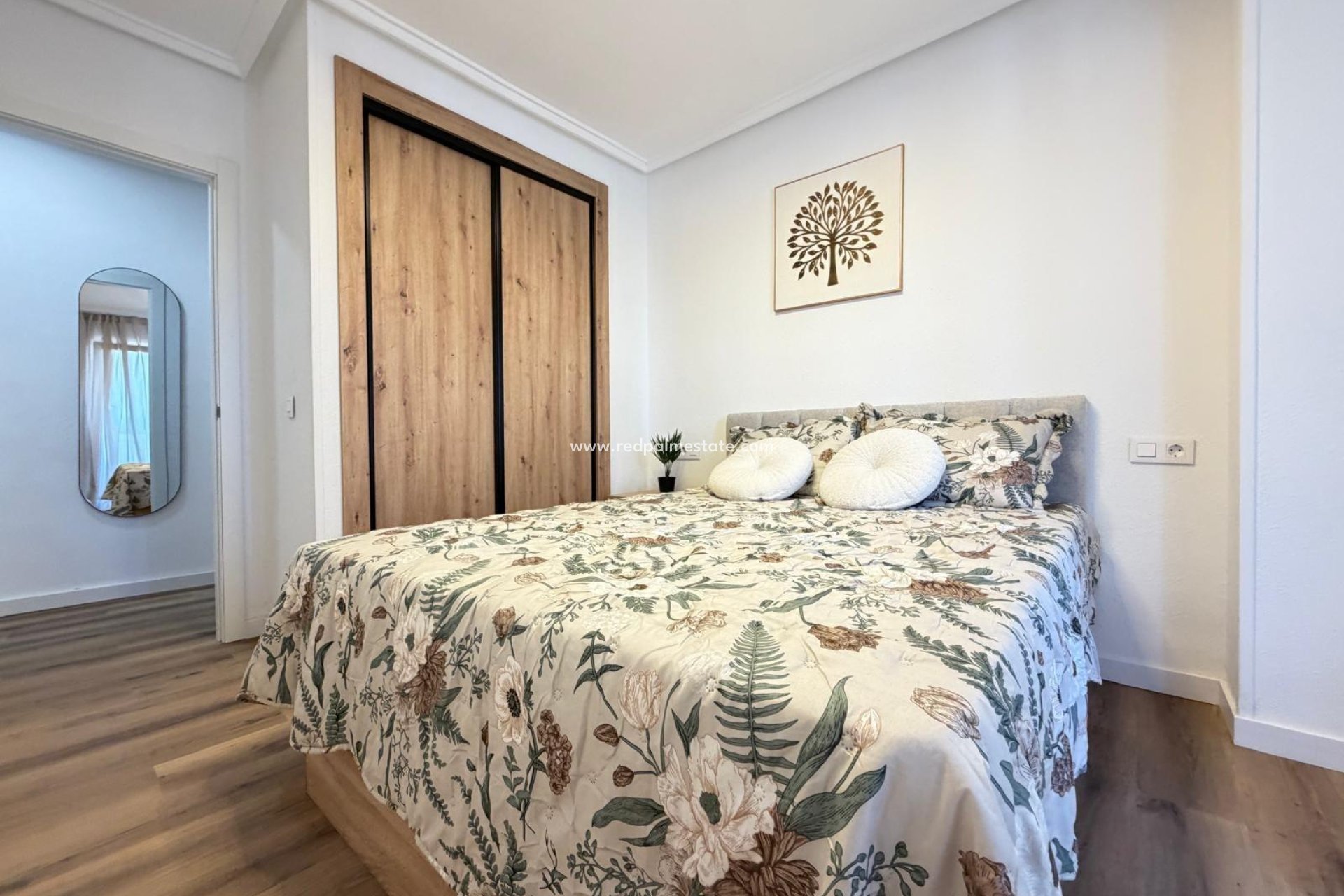 Reventa - Apartamento -
Torrevieja - PARQUE DE LAS NACIONES