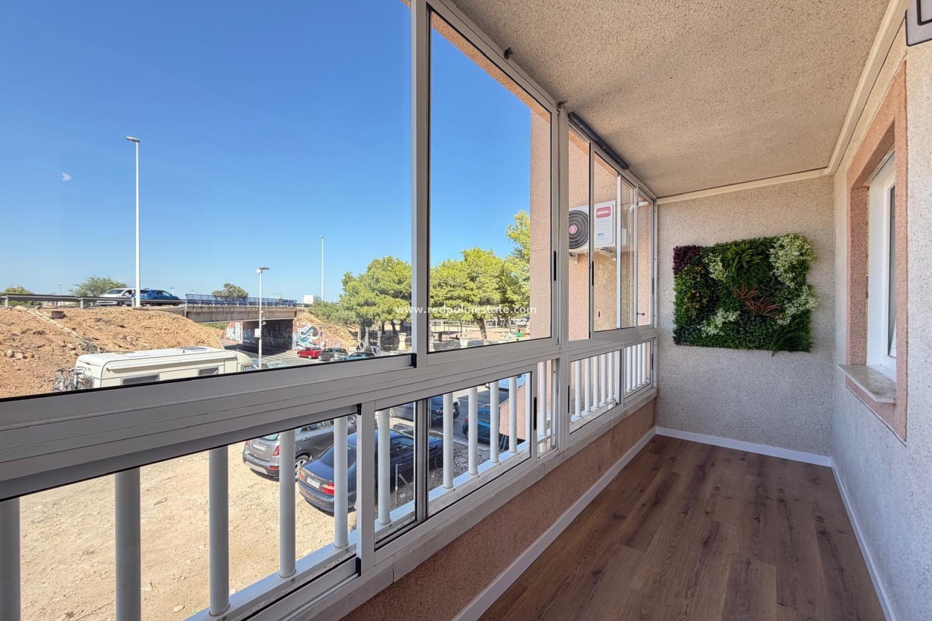 Reventa - Apartamento -
Torrevieja - PARQUE DE LAS NACIONES
