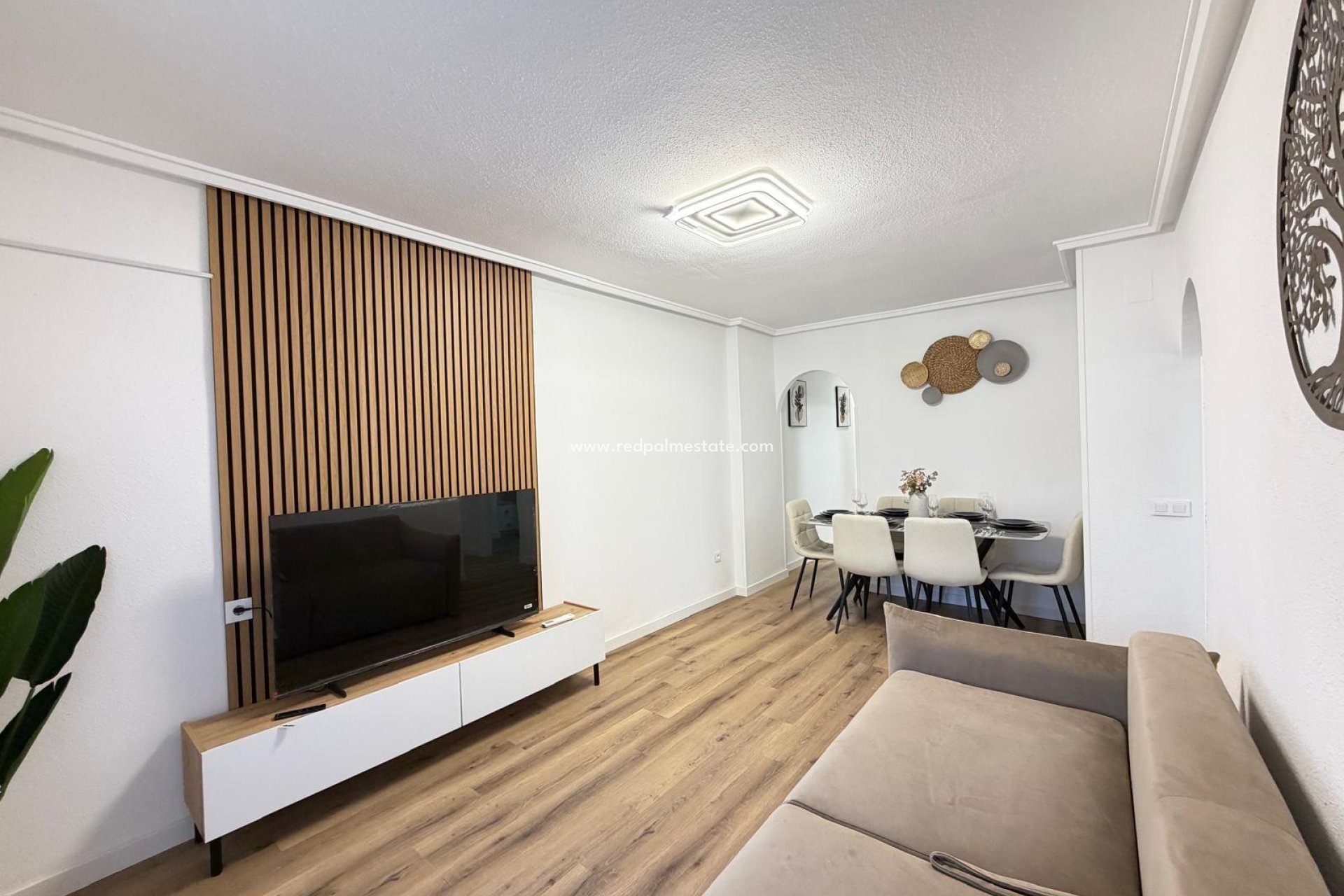 Reventa - Apartamento -
Torrevieja - PARQUE DE LAS NACIONES