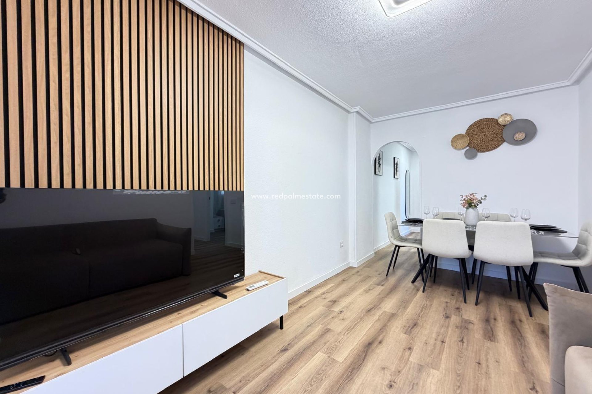 Reventa - Apartamento -
Torrevieja - PARQUE DE LAS NACIONES