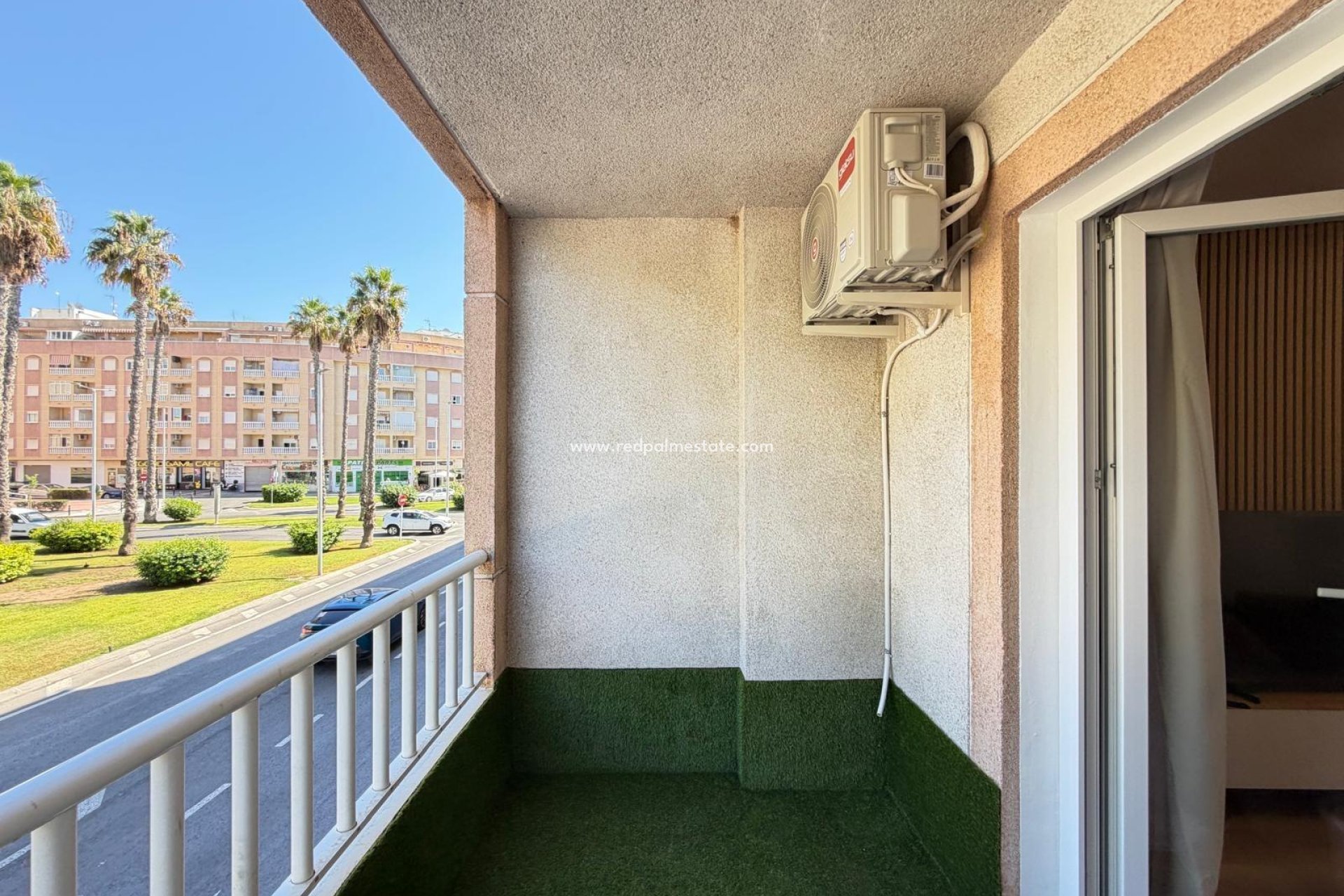 Reventa - Apartamento -
Torrevieja - PARQUE DE LAS NACIONES