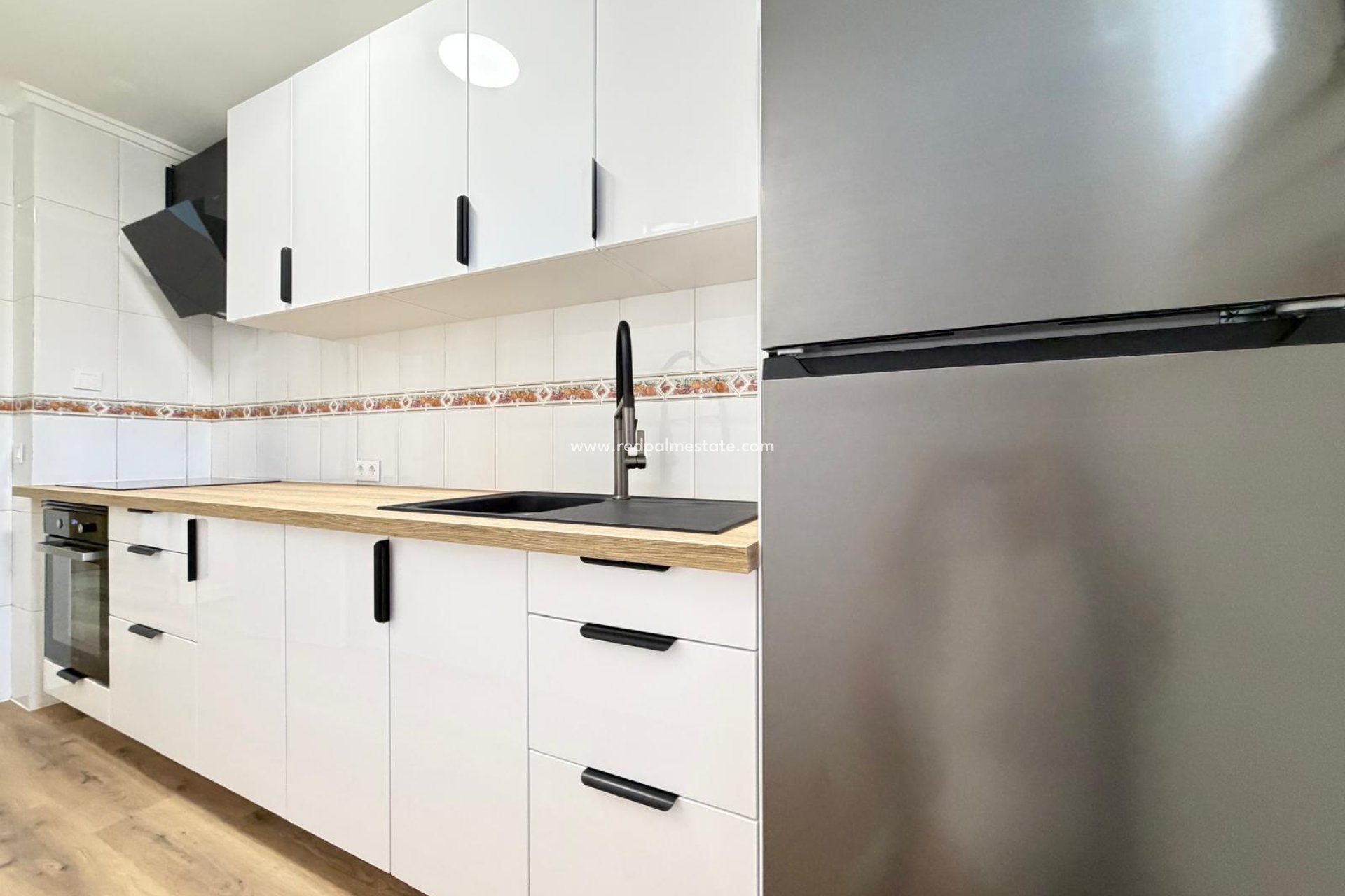 Reventa - Apartamento -
Torrevieja - PARQUE DE LAS NACIONES