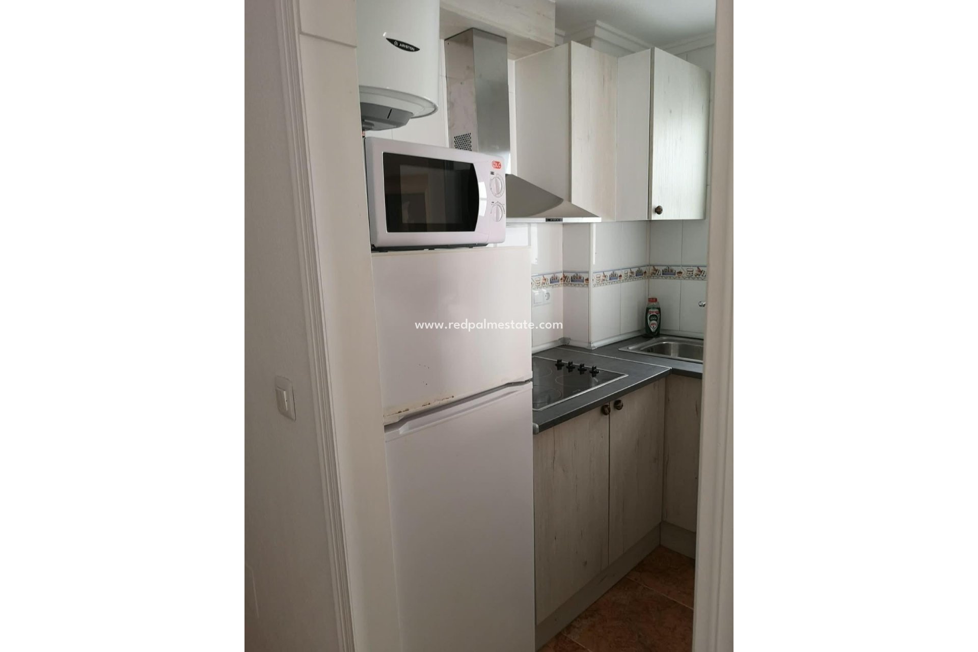Reventa - Apartamento -
Torrevieja - PARQUE DE LAS NACIONES