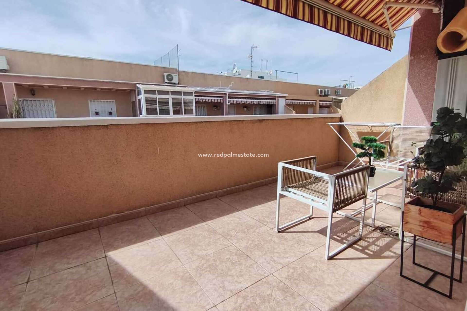 Reventa - Apartamento -
Torrevieja - PARQUE DE LAS NACIONES