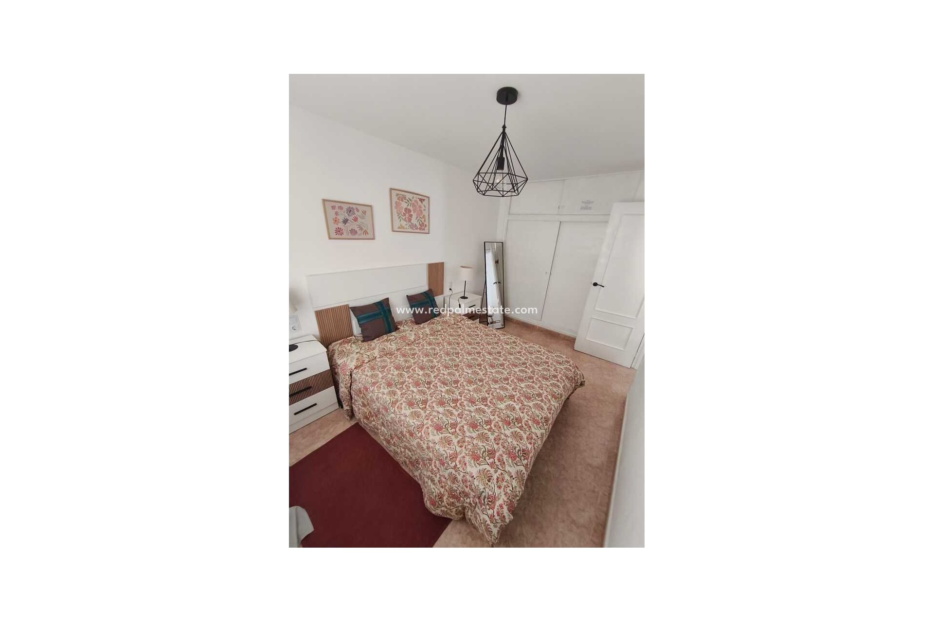 Reventa - Apartamento -
Torrevieja - PARQUE DE LAS NACIONES