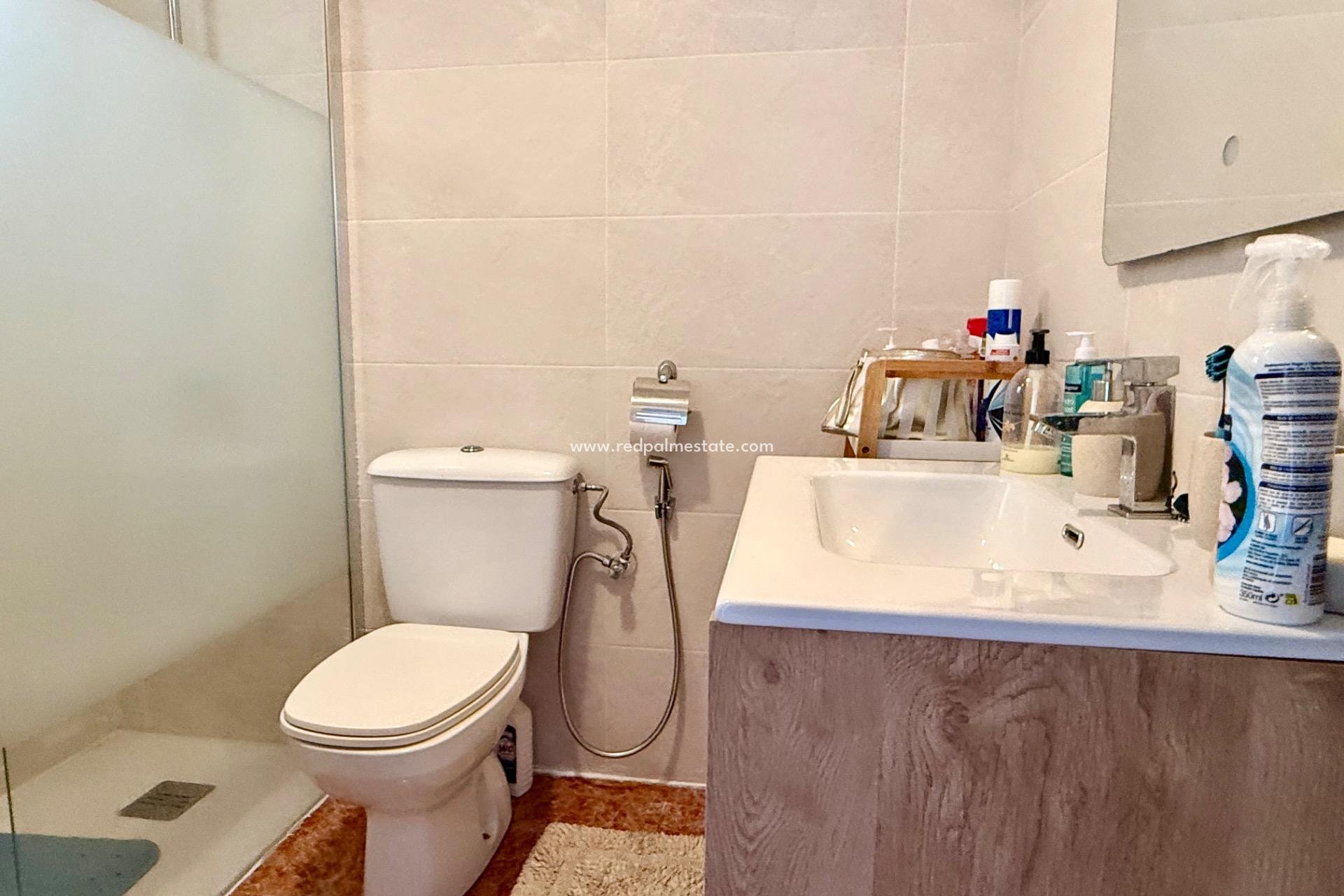 Reventa - Apartamento -
Torrevieja - PARQUE DE LAS NACIONES