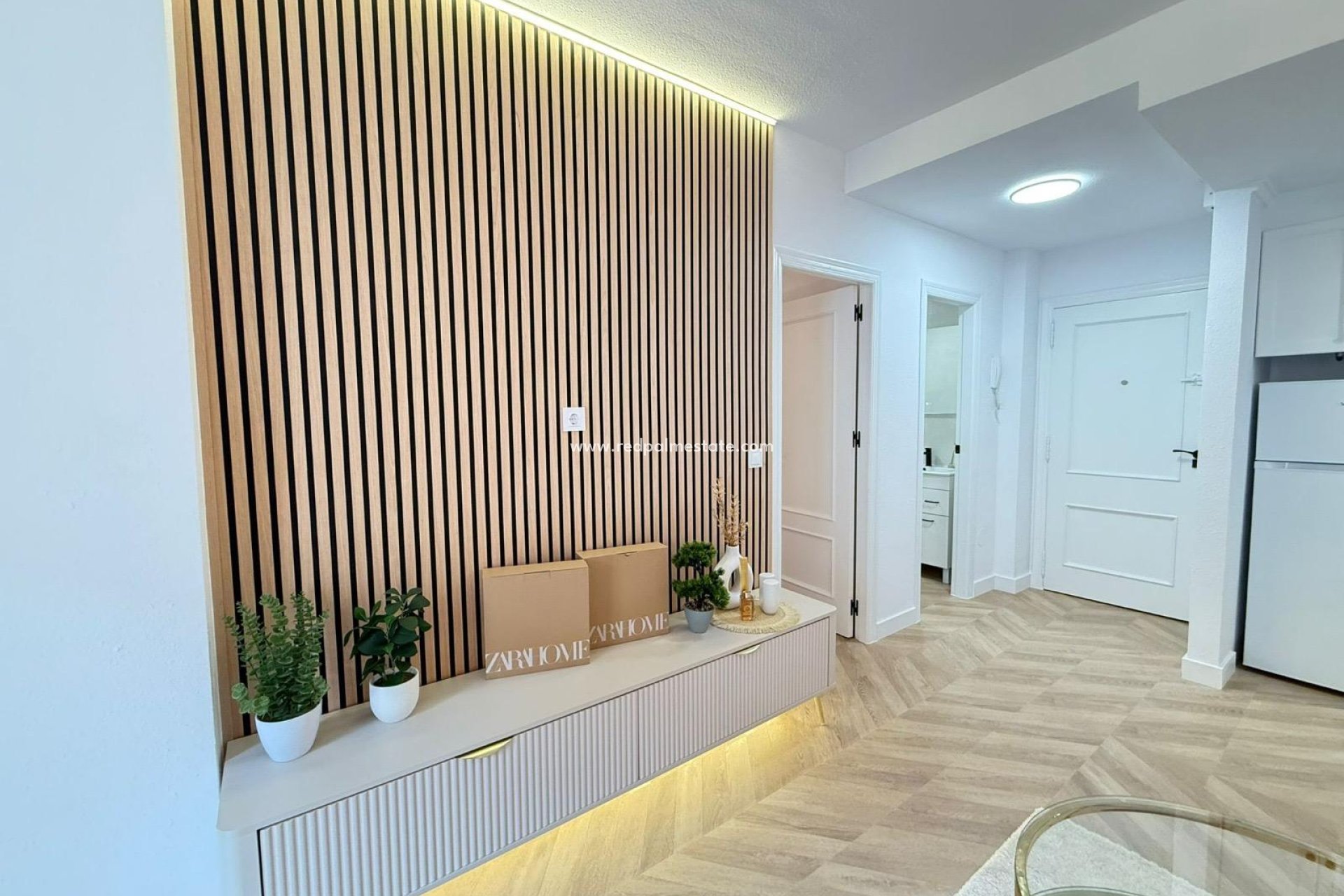 Reventa - Apartamento -
Torrevieja - PARQUE DE LAS NACIONES