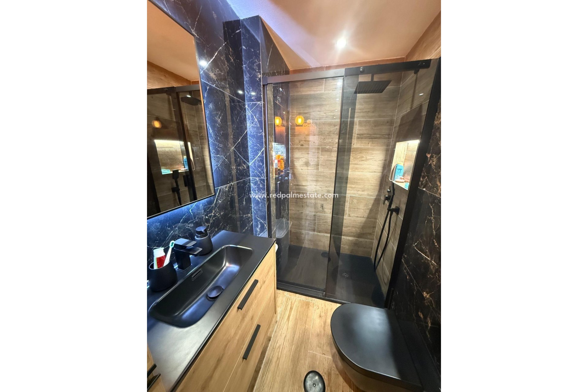 Reventa - Apartamento -
Torrevieja - PARQUE DE LAS NACIONES