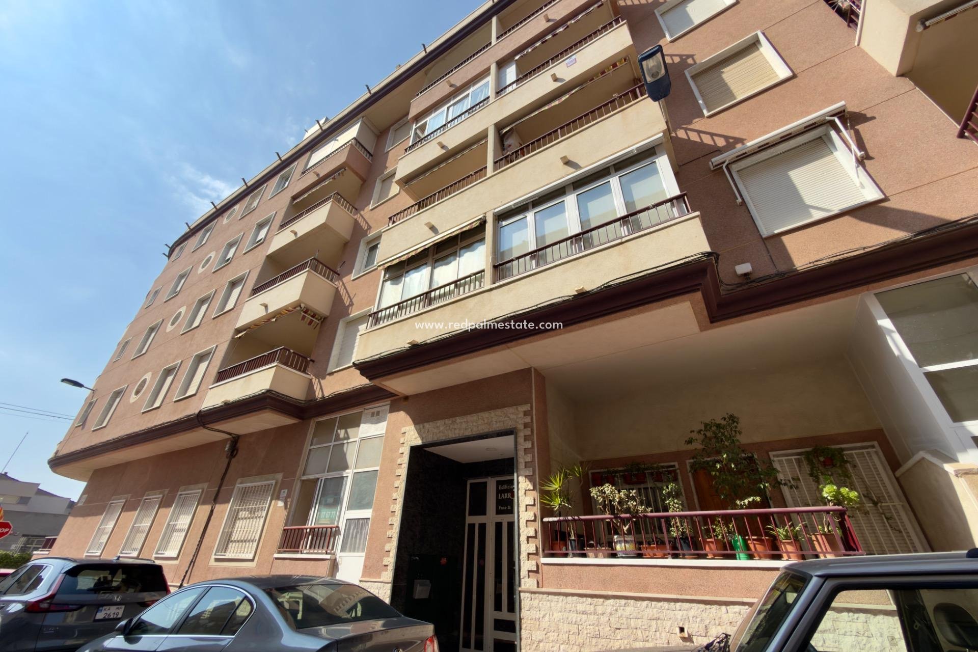 Reventa - Apartamento -
Torrevieja - PARQUE DE LAS NACIONES
