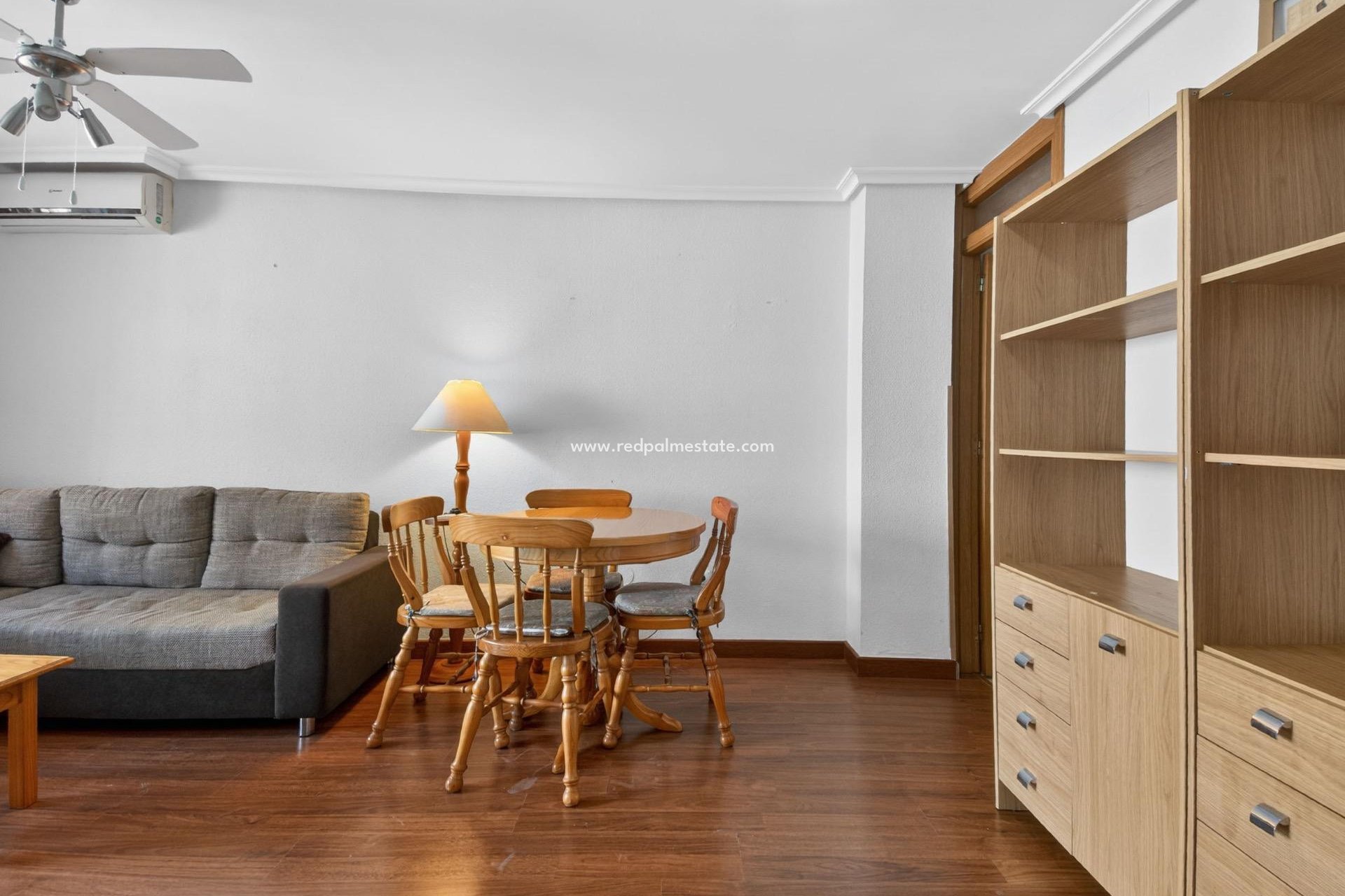 Reventa - Apartamento -
Torrevieja - Parque de las Naciones