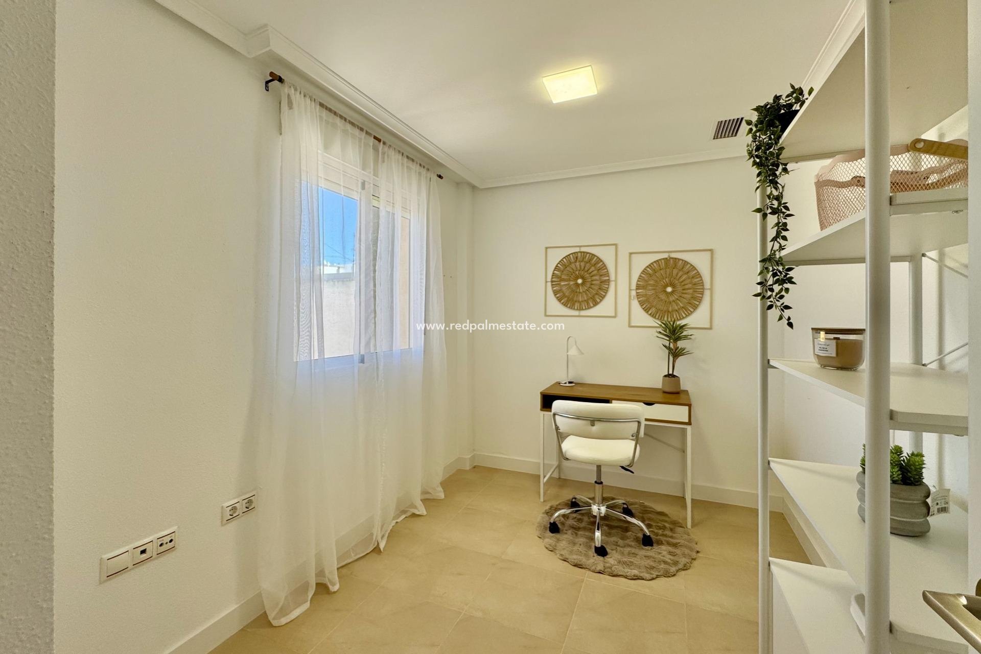 Reventa - Apartamento -
Torrevieja - PARQUE DE LAS NACIONES