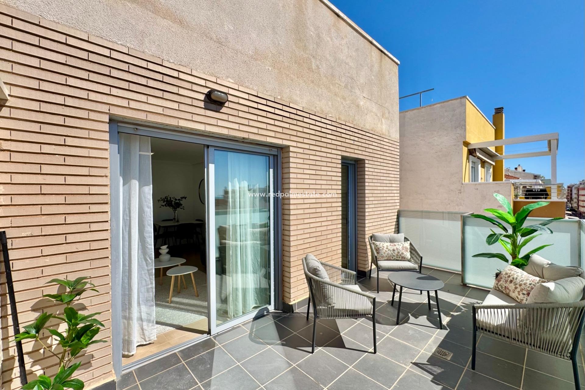 Reventa - Apartamento -
Torrevieja - PARQUE DE LAS NACIONES