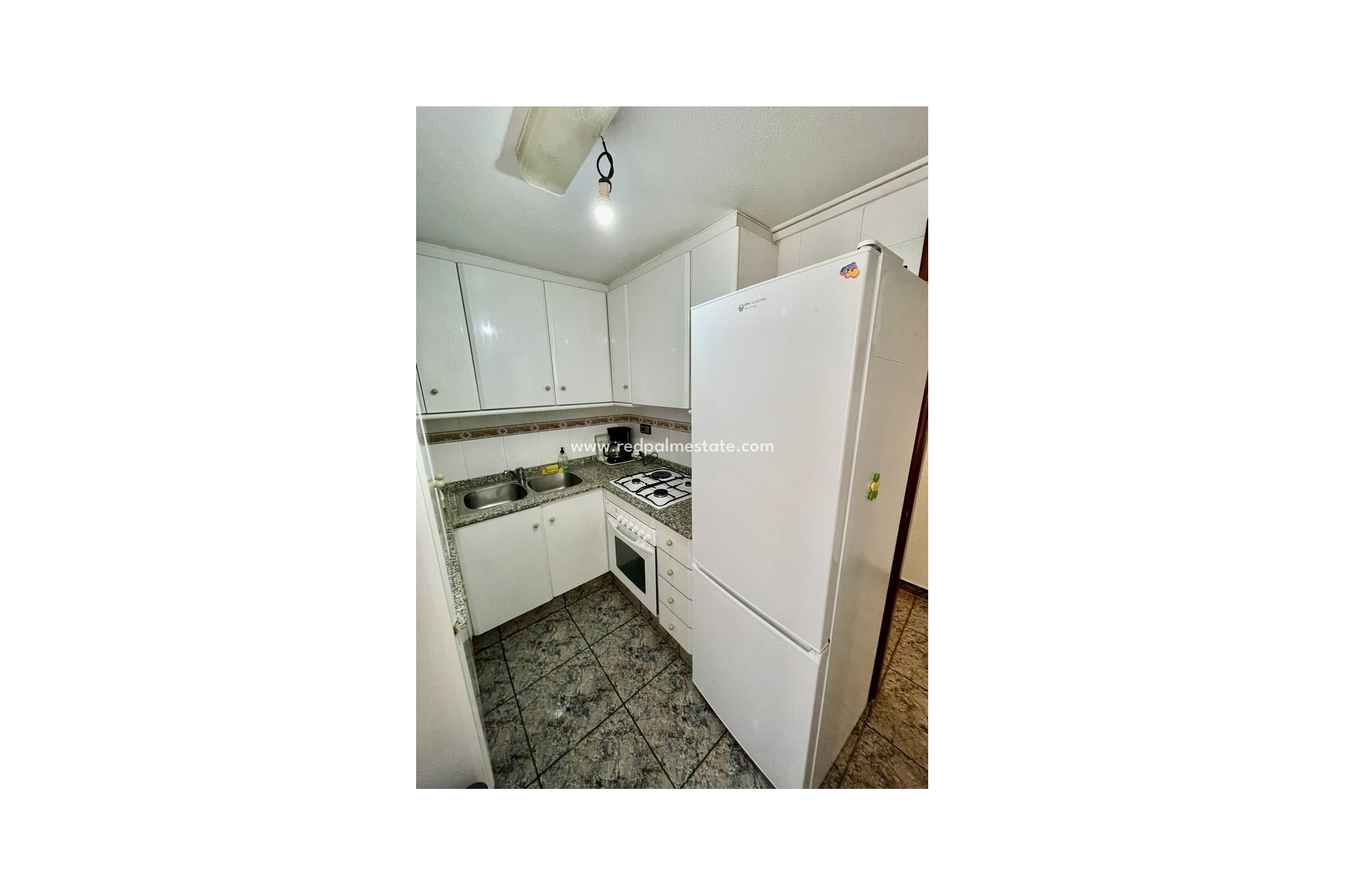 Reventa - Apartamento -
Torrevieja - Playa de cura