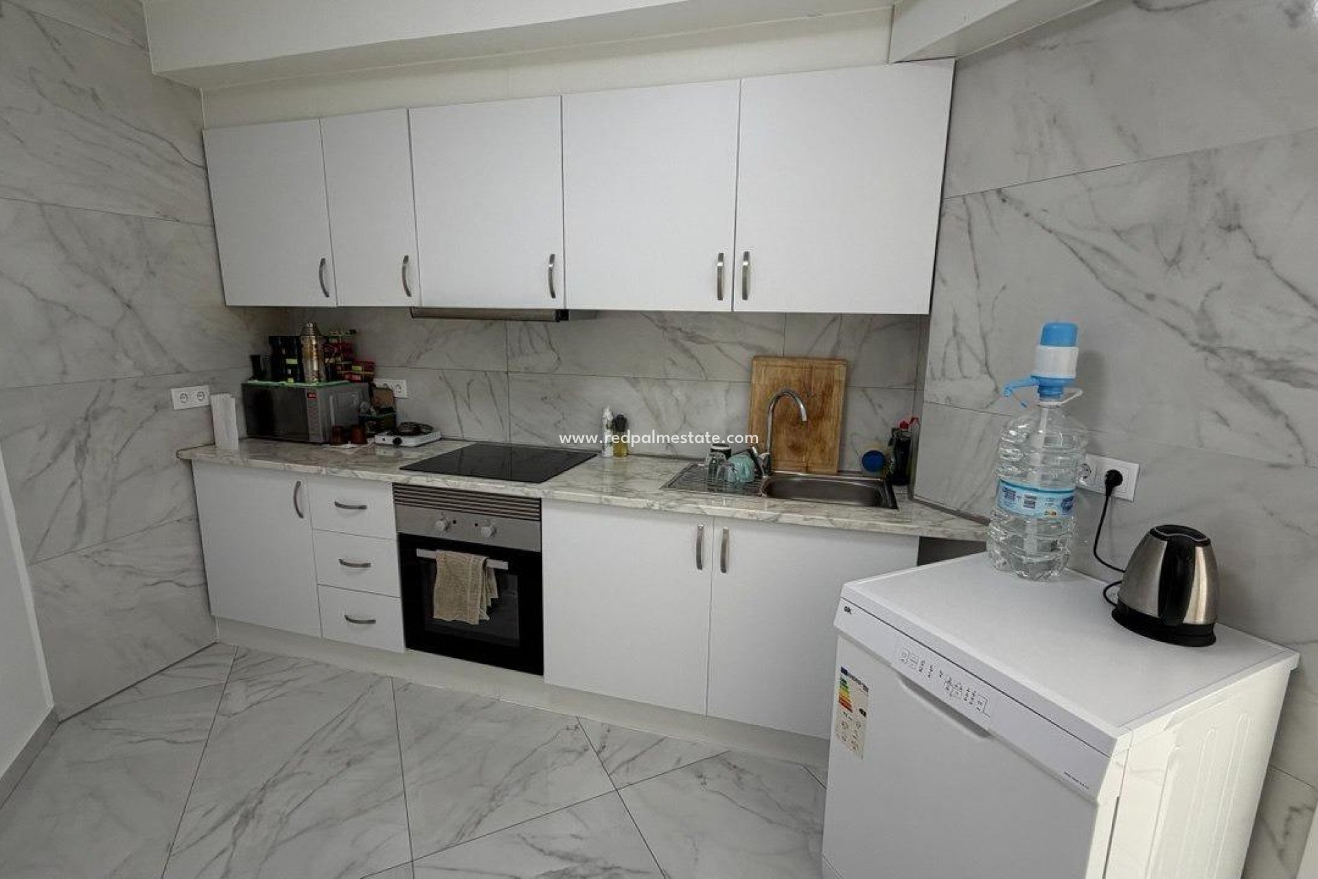 Reventa - Apartamento -
Torrevieja - Playa de los Locos