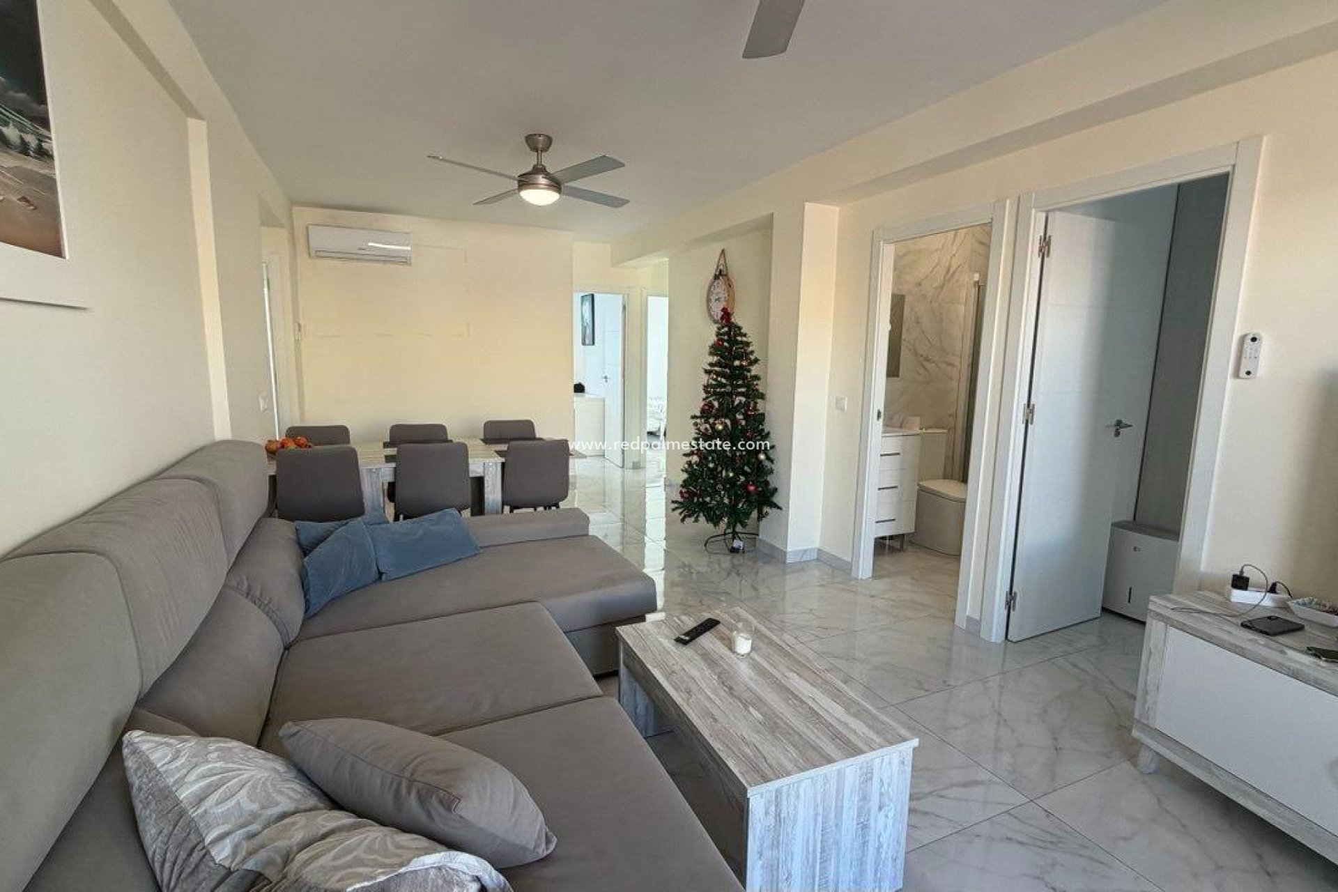 Reventa - Apartamento -
Torrevieja - Playa de los Locos