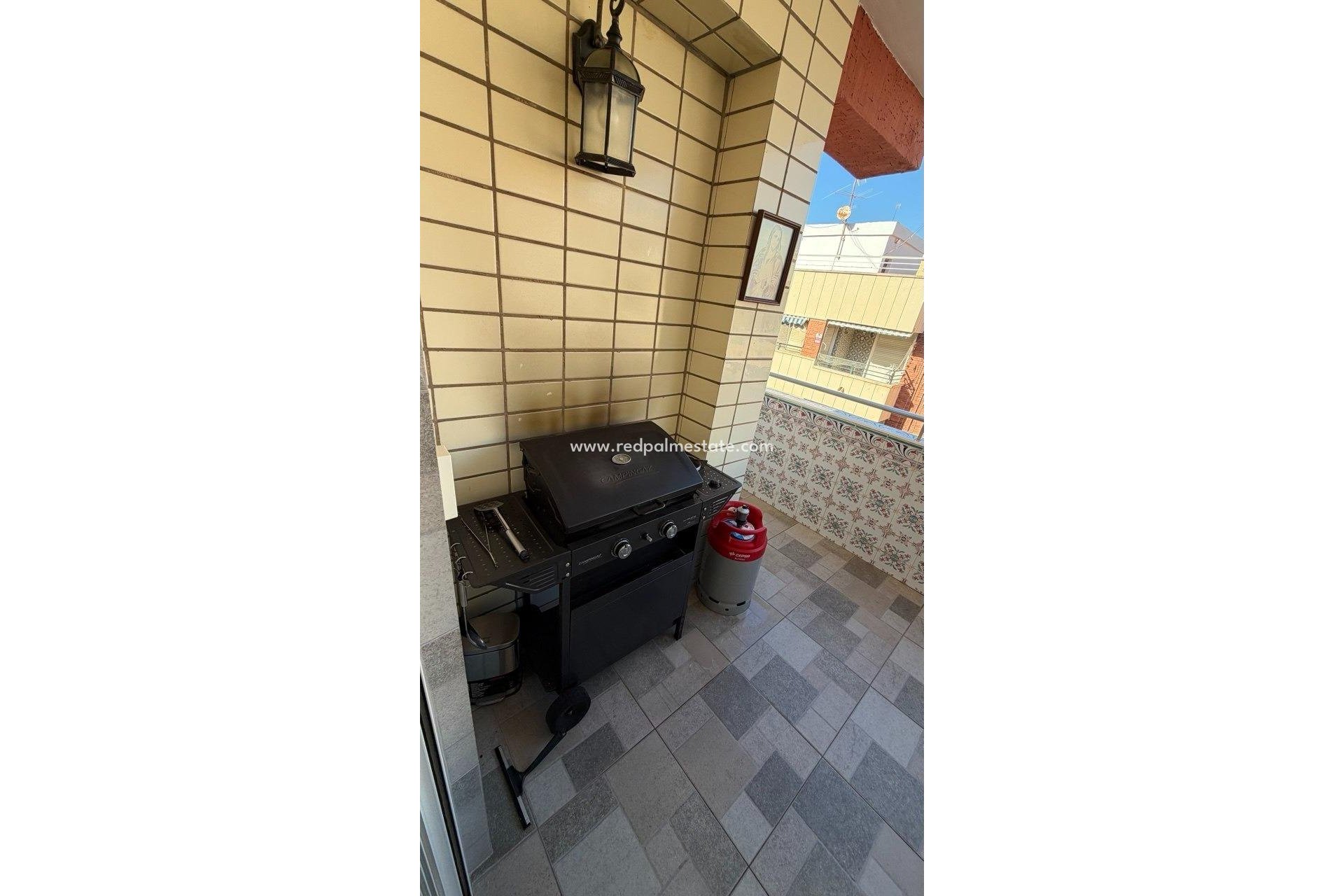 Reventa - Apartamento -
Torrevieja - Playa de los Locos