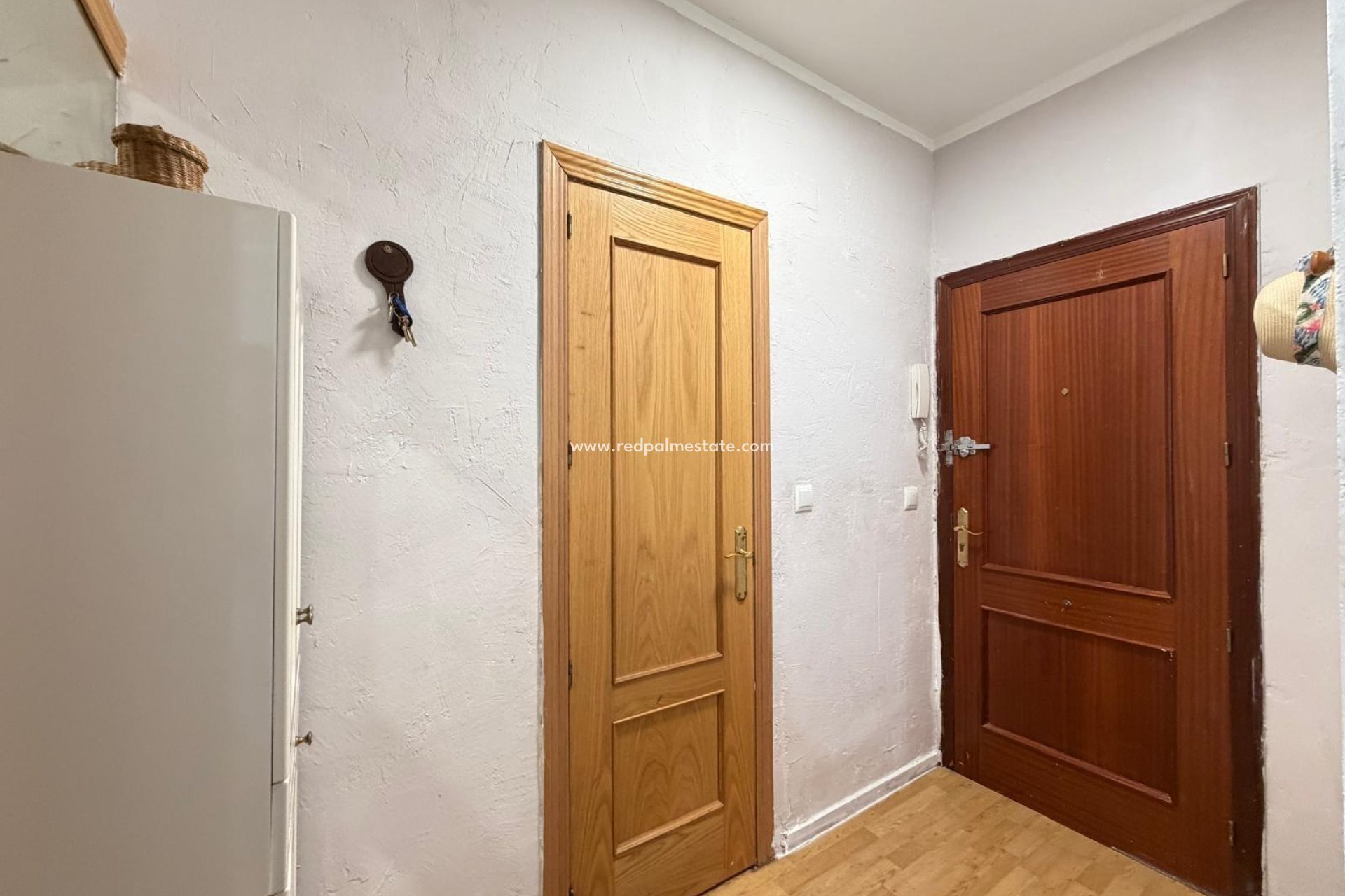 Reventa - Apartamento -
Torrevieja - Playa de los Locos
