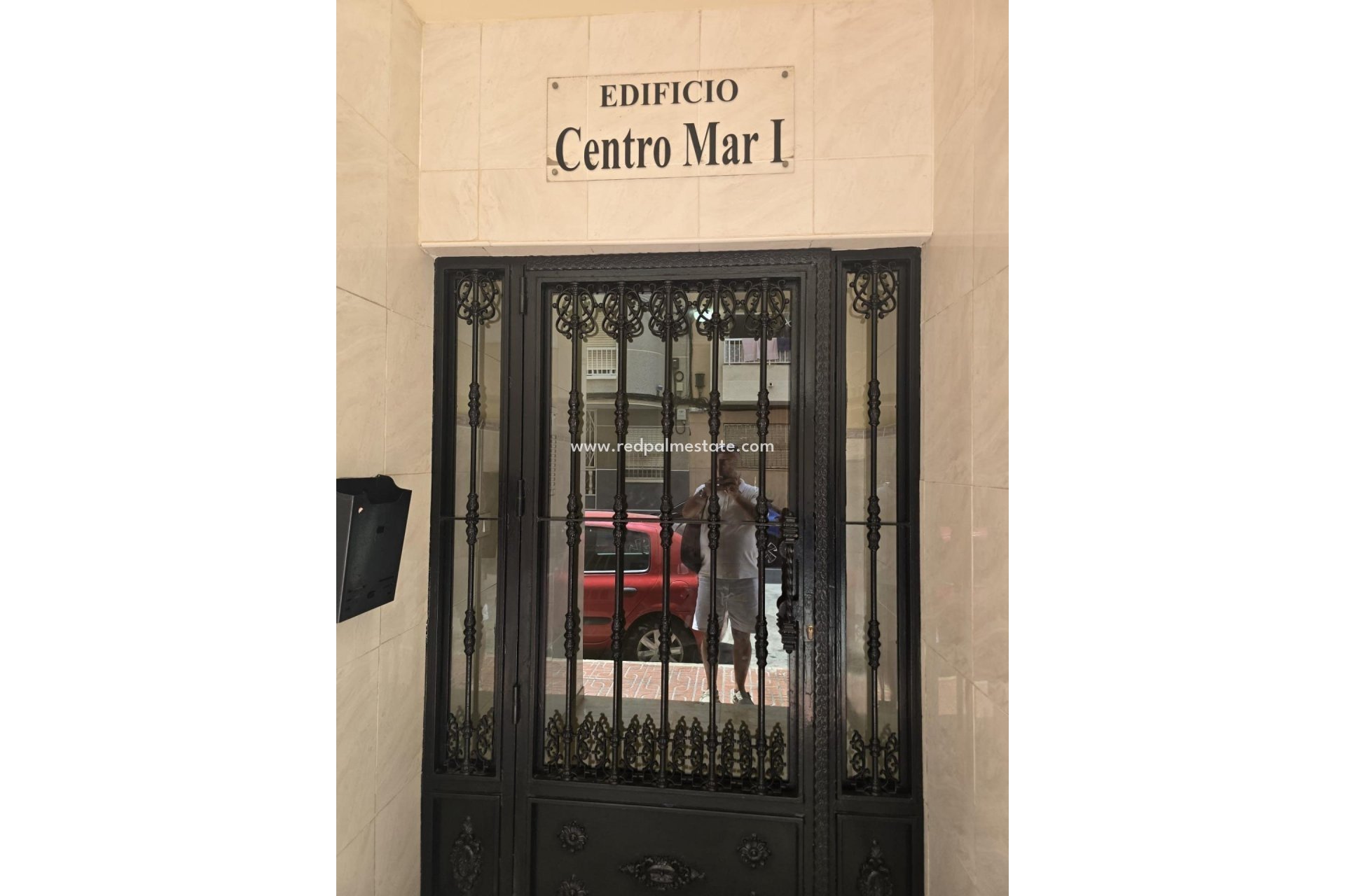 Reventa - Apartamento -
Torrevieja - Playa de los Locos
