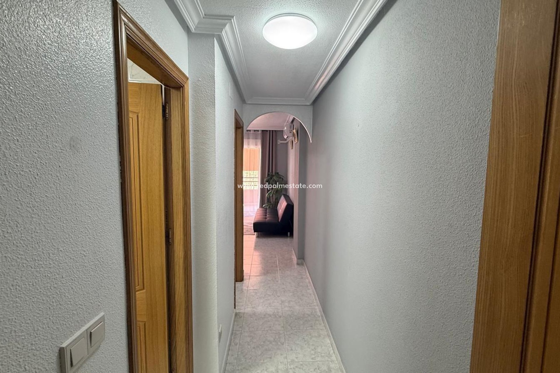 Reventa - Apartamento -
Torrevieja - Playa de los Locos