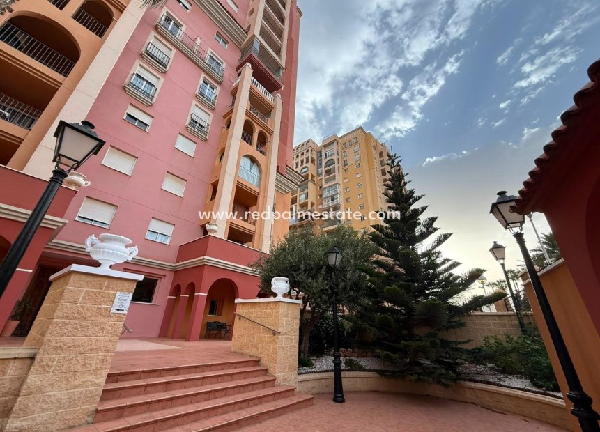 Reventa - Apartamento -
Torrevieja - Playa de los Locos