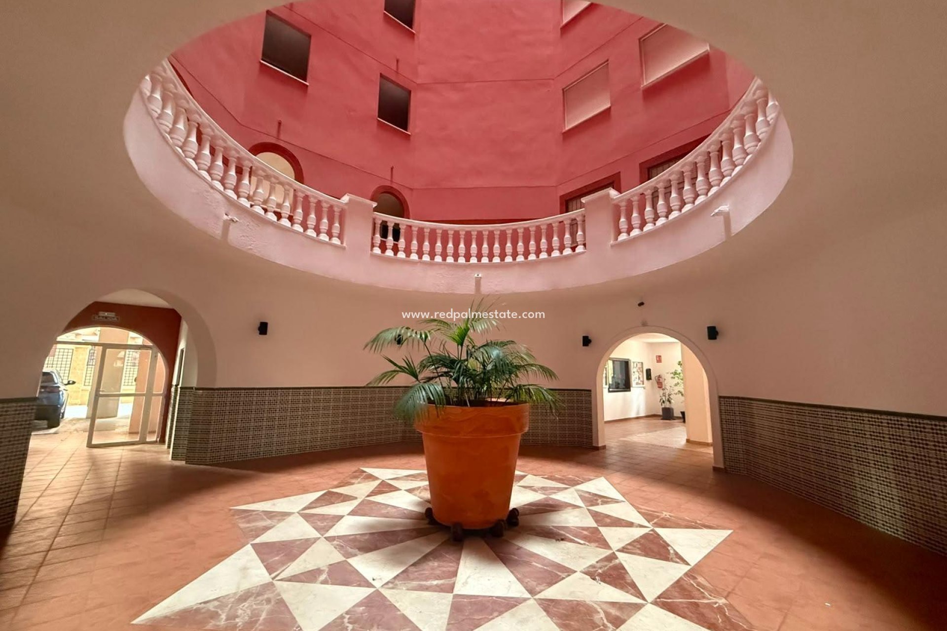 Reventa - Apartamento -
Torrevieja - Playa de los Locos