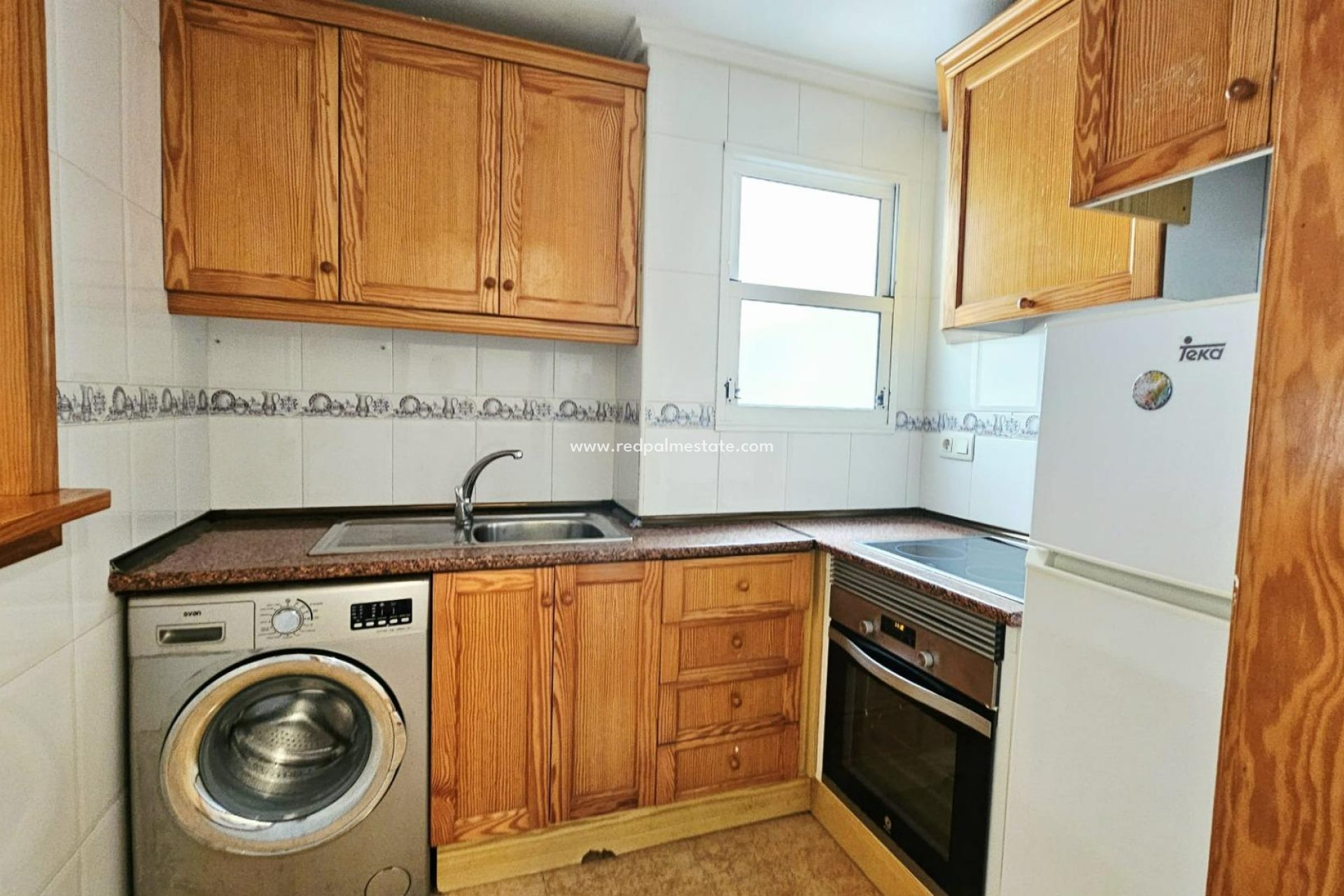 Reventa - Apartamento -
Torrevieja - Playa de los Locos